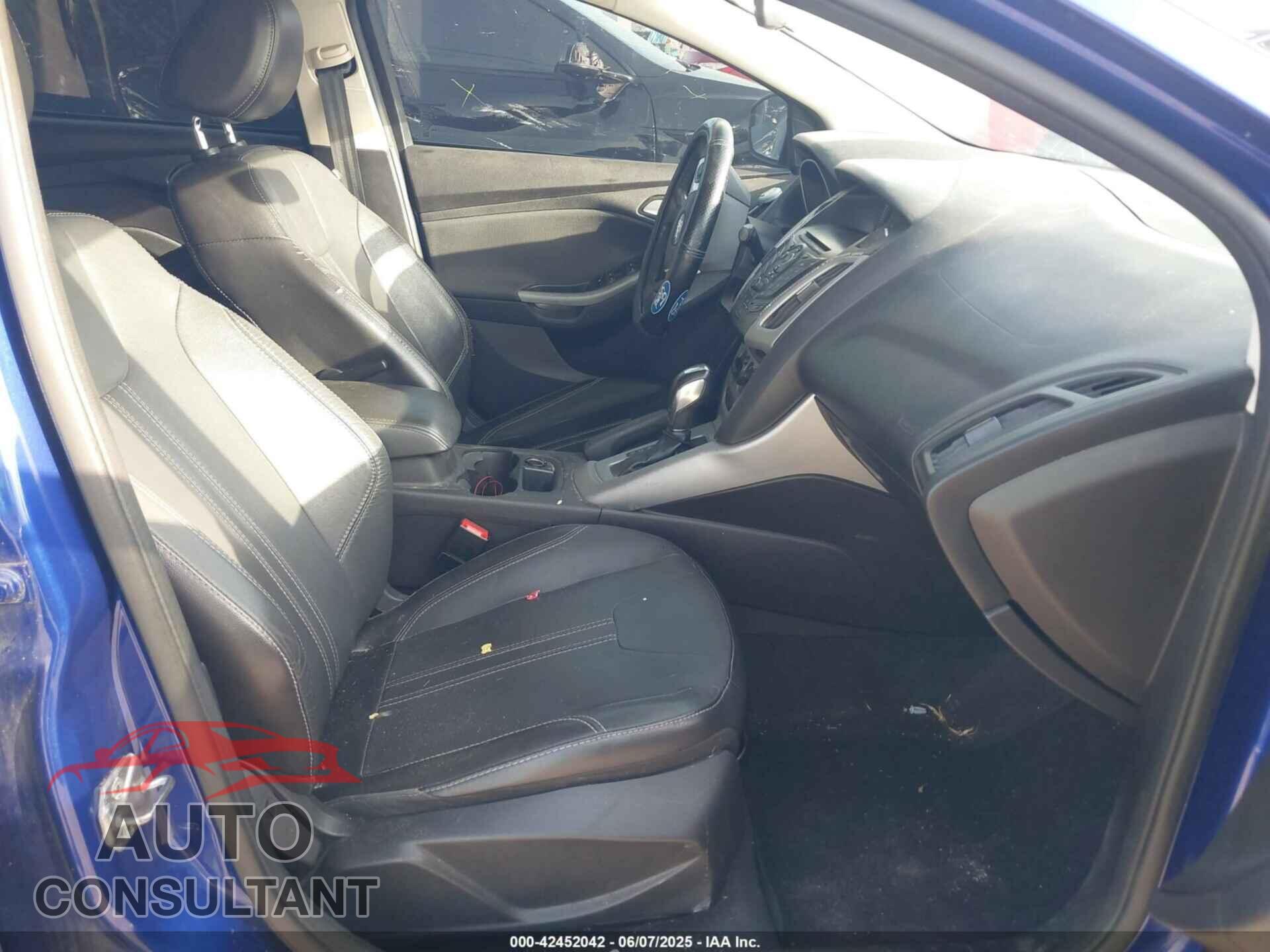 FORD FOCUS 2014 - 1FADP3F23EL252067