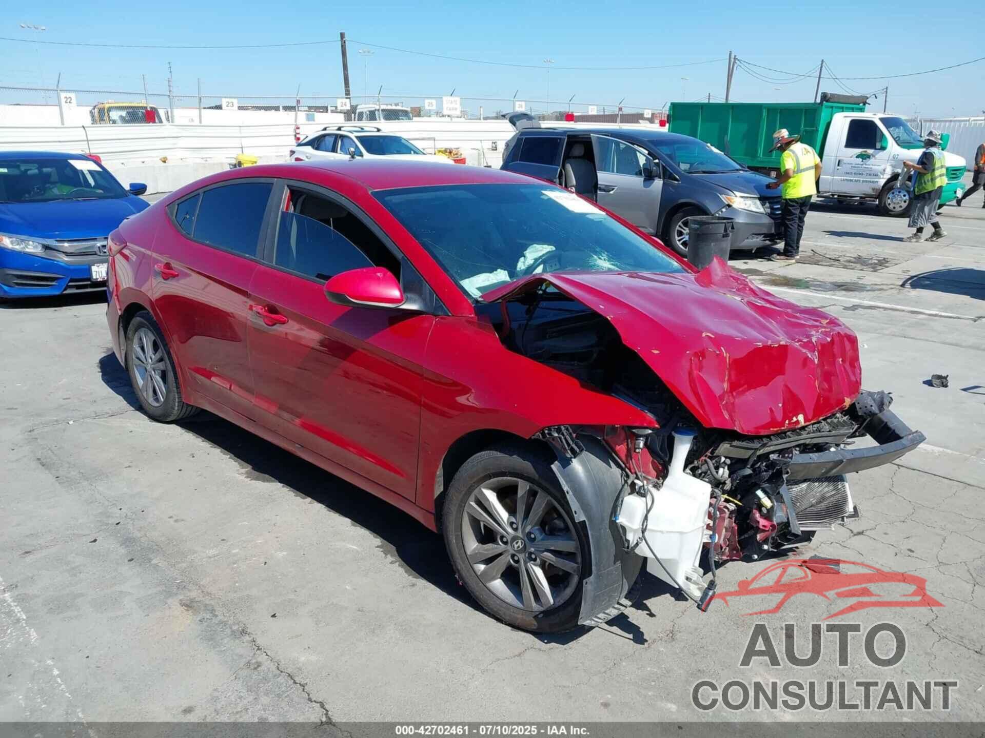 HYUNDAI ELANTRA 2017 - KMHD84LF4HU195523