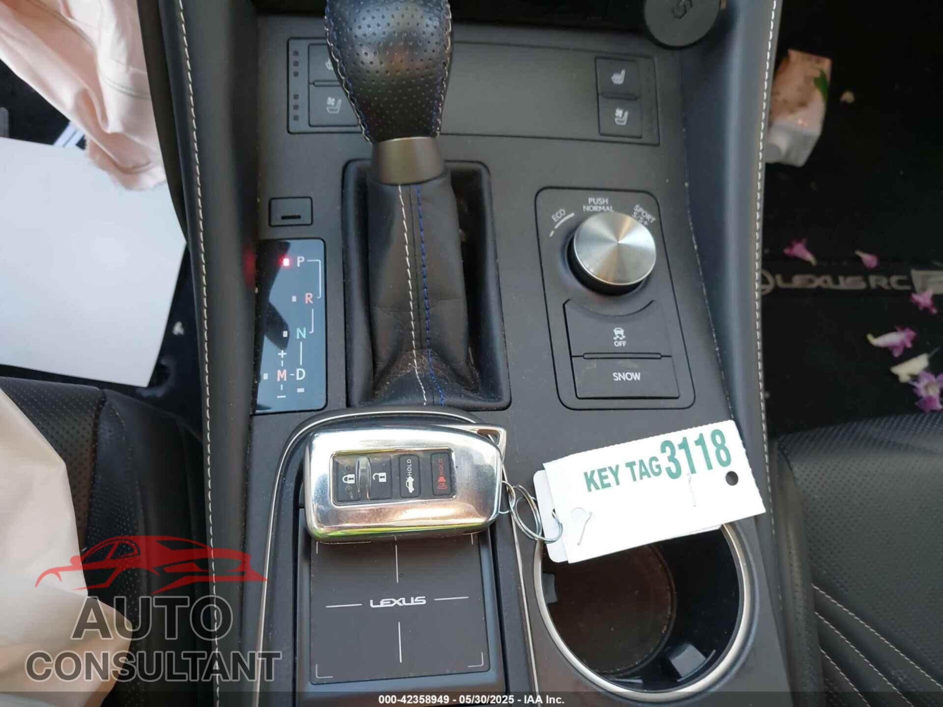 LEXUS RC F 2015 - JTHHP5BC5F5002131