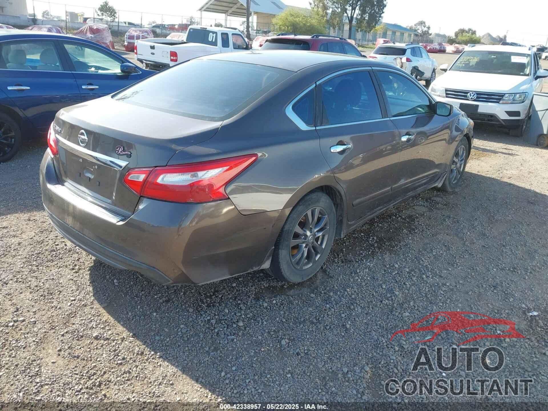 NISSAN ALTIMA 2017 - 1N4AL3AP3HN328798