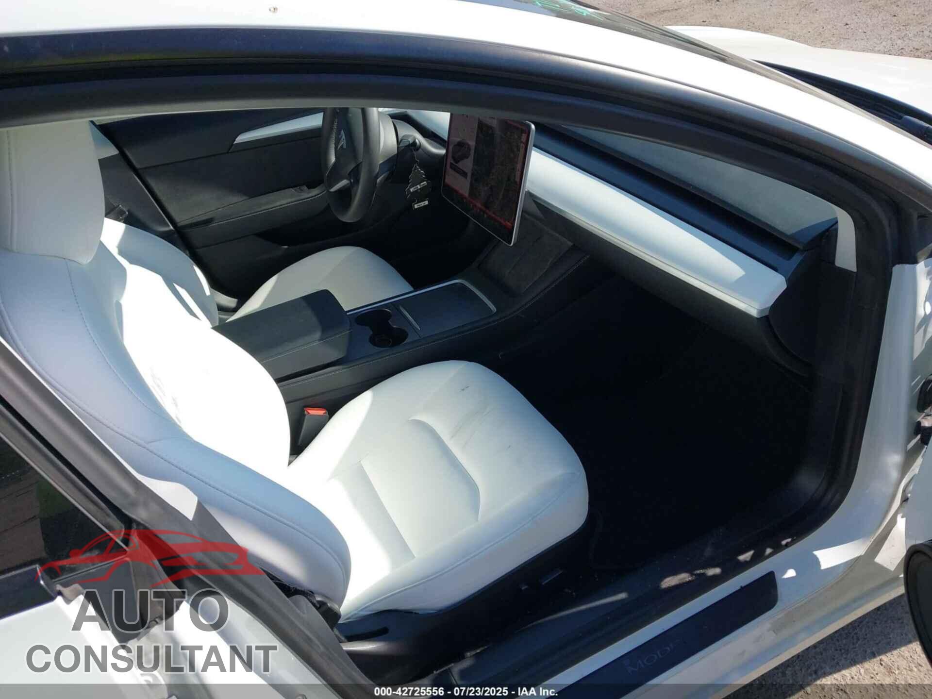 TESLA MODEL 3 2021 - 5YJ3E1EC0MF995670