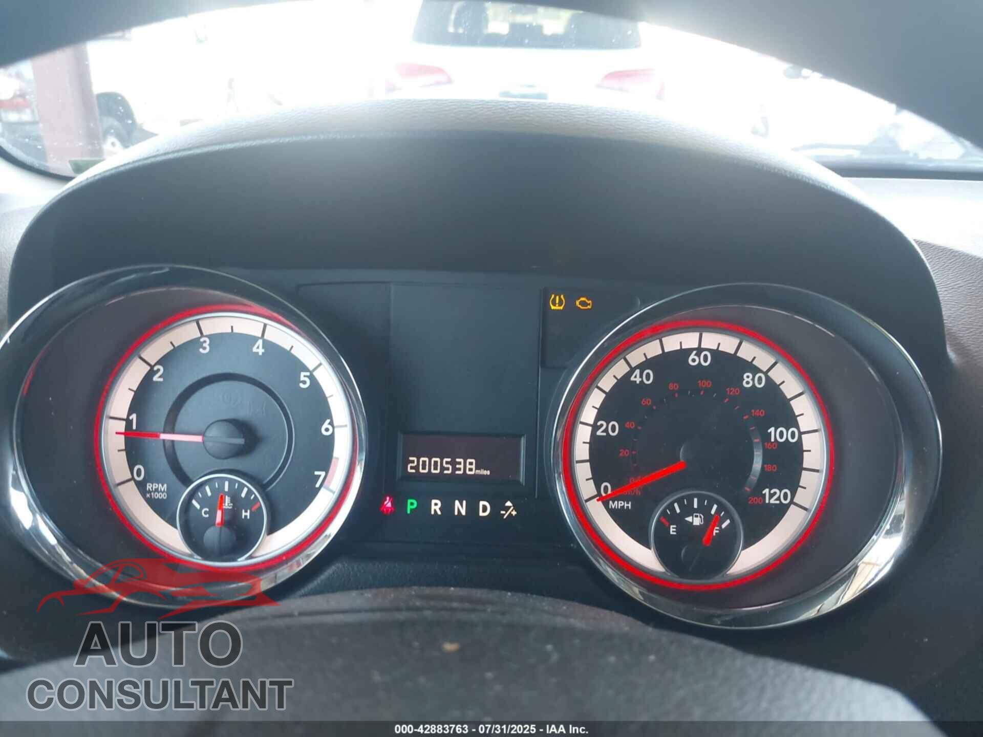DODGE GRAND CARAVAN 2013 - 2C4RDGCG8DR552337
