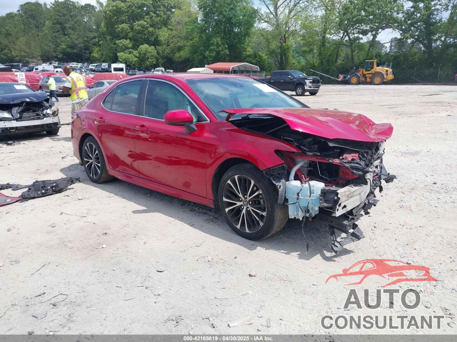 TOYOTA CAMRY 2020 - 4T1G11AK6LU323026