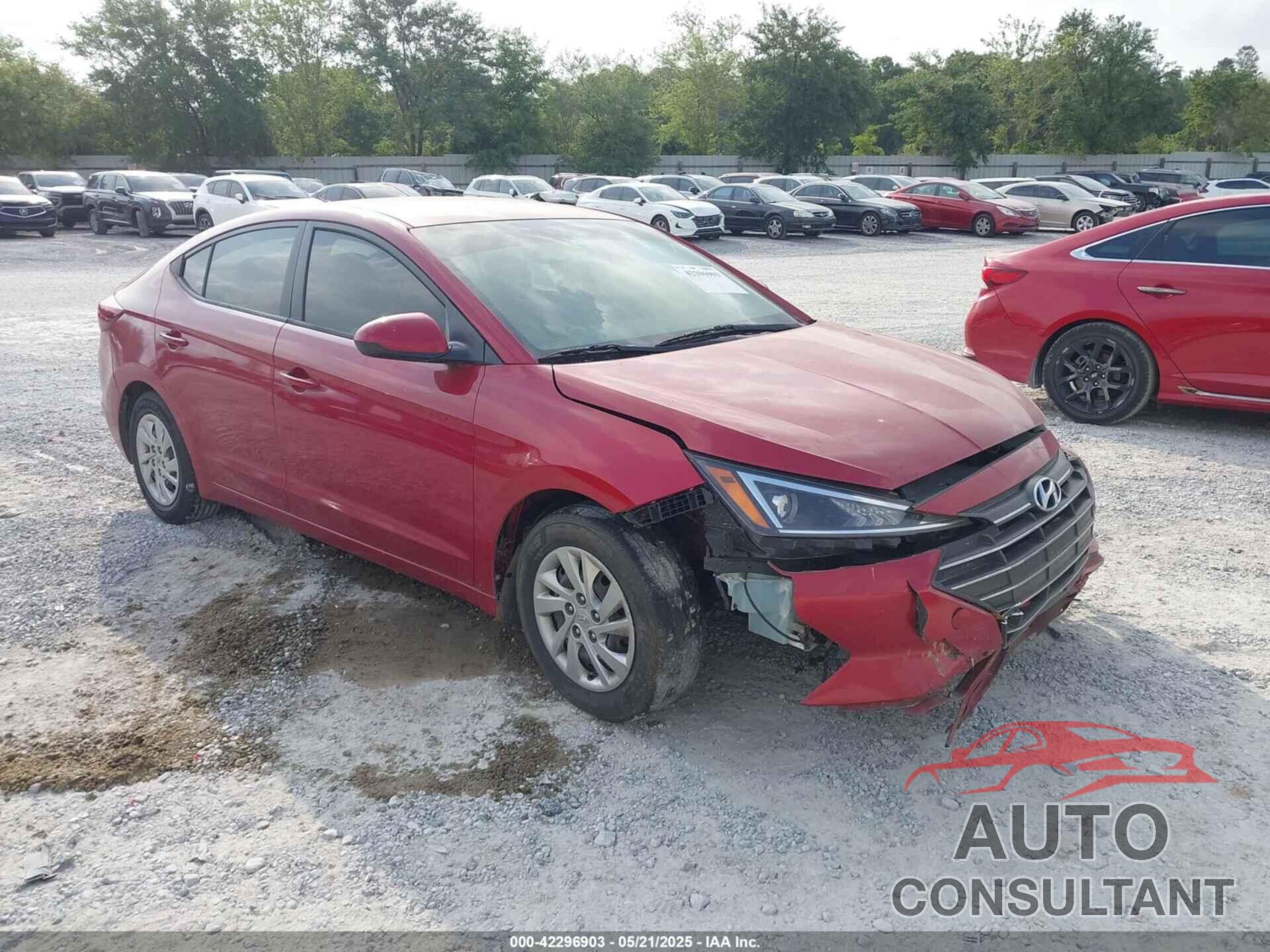 HYUNDAI ELANTRA 2019 - KMHD74LF0KU859083