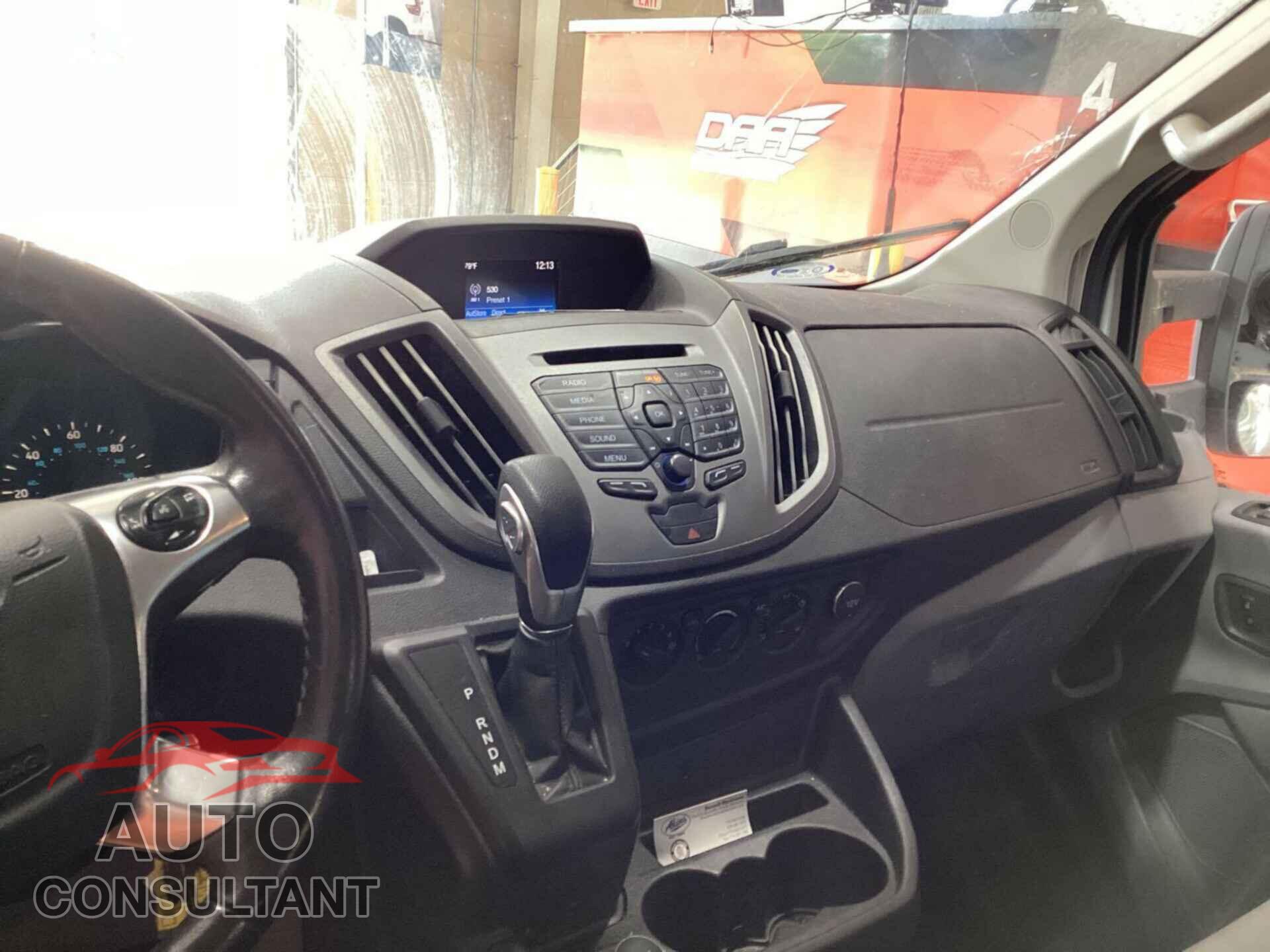 FORD TRANSIT 2017 - 1FTYR1ZM6HKA71255