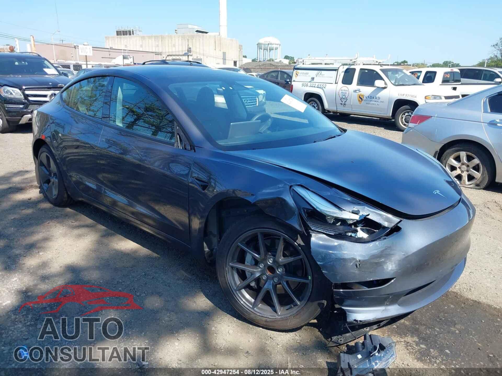 TESLA MODEL 3 2023 - 5YJ3E1EAXPF654411