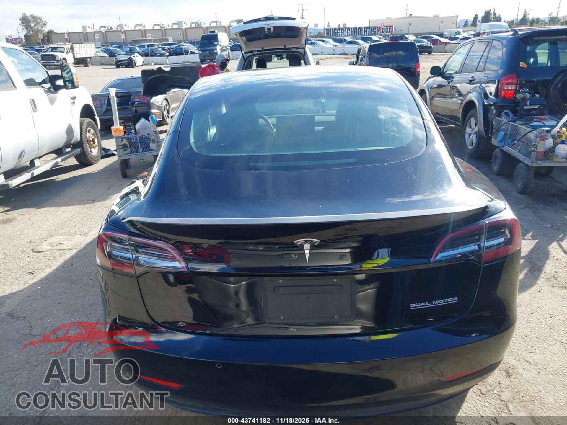 TESLA MODEL 3 2020 - 5YJ3E1EC7LF741937