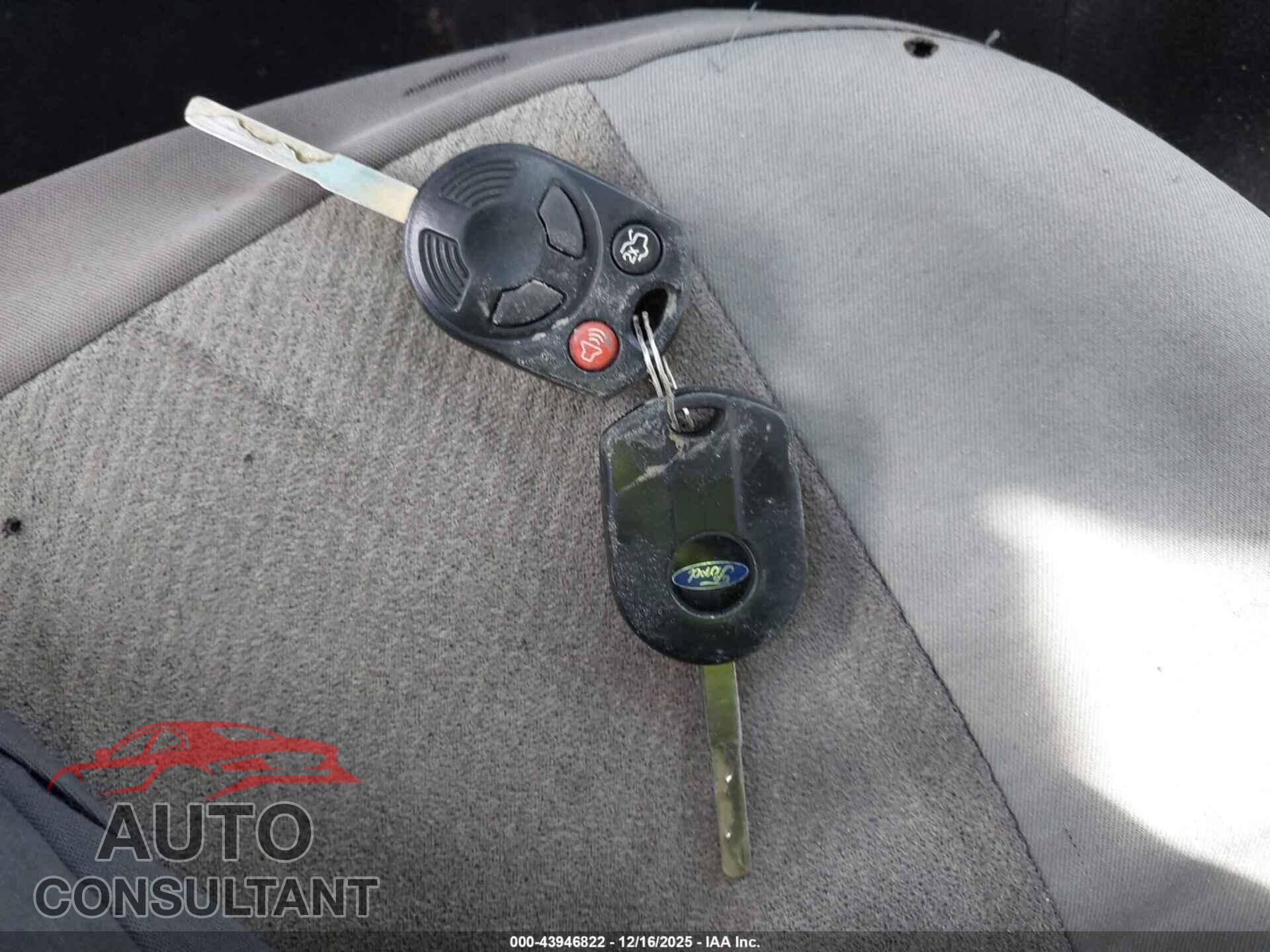 FORD FOCUS 2013 - 1FADP3F29DL261368
