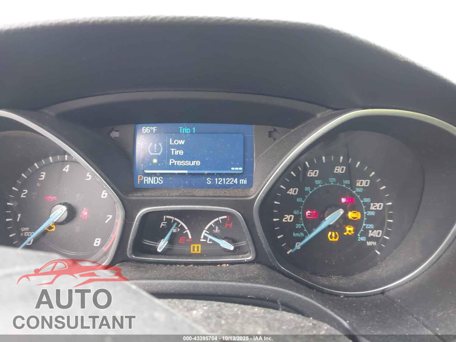 FORD FOCUS 2014 - 1FADP3K28EL318330