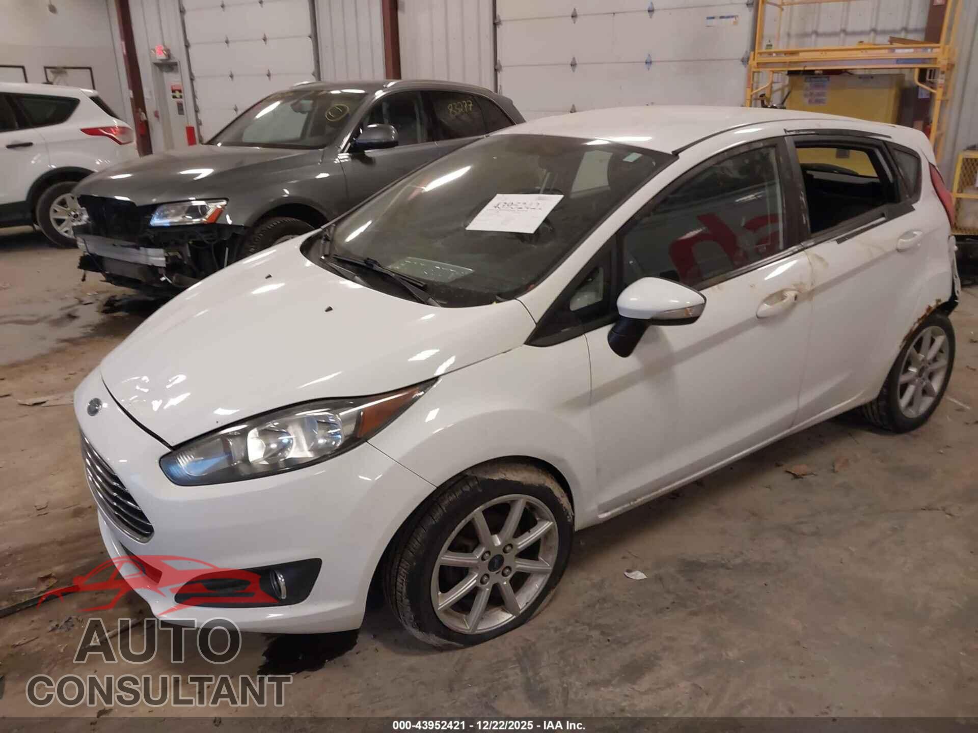 FORD FIESTA 2015 - 3FADP4EJ8FM109243