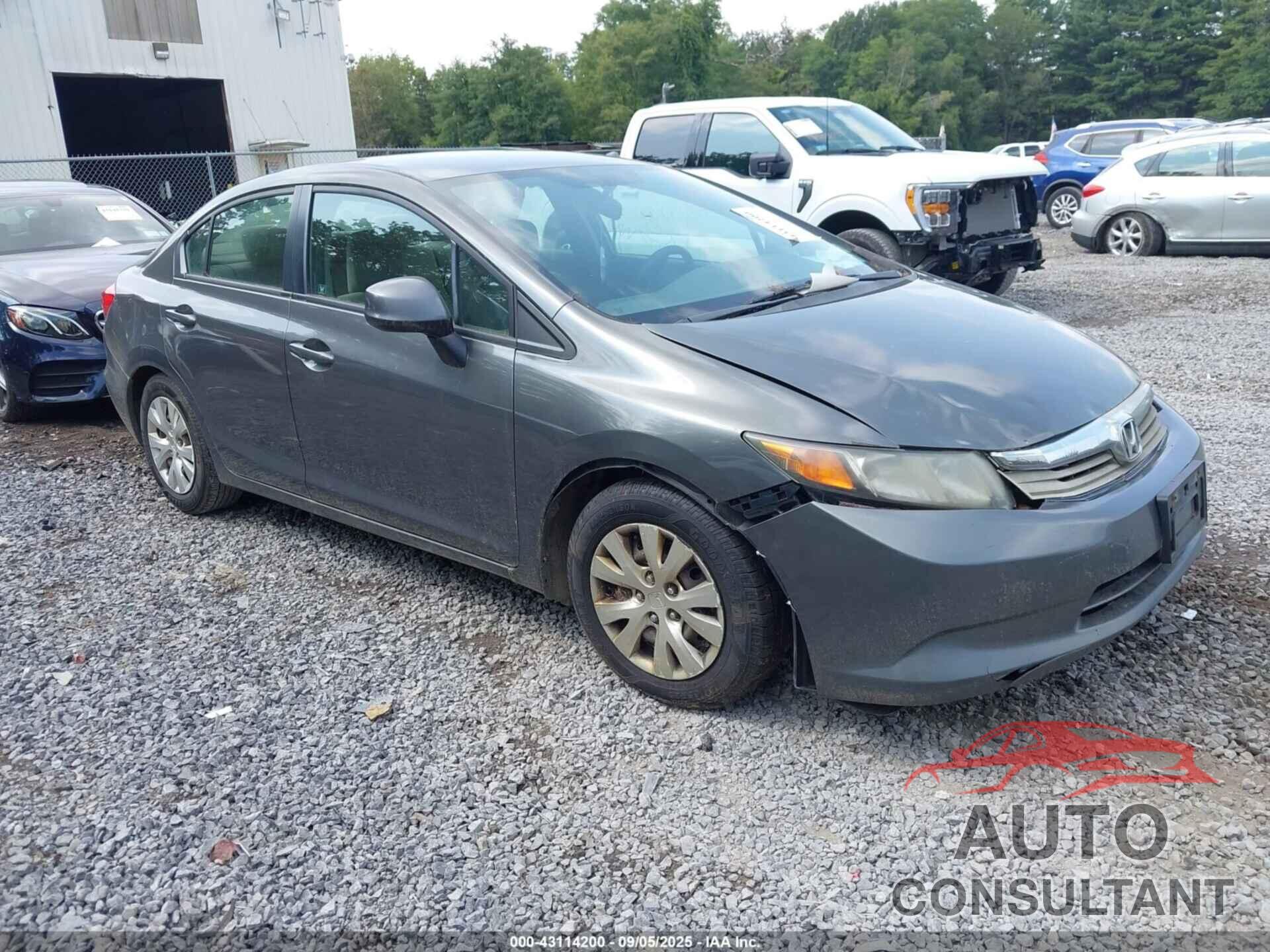 HONDA CIVIC 2012 - 2HGFB2F58CH565195