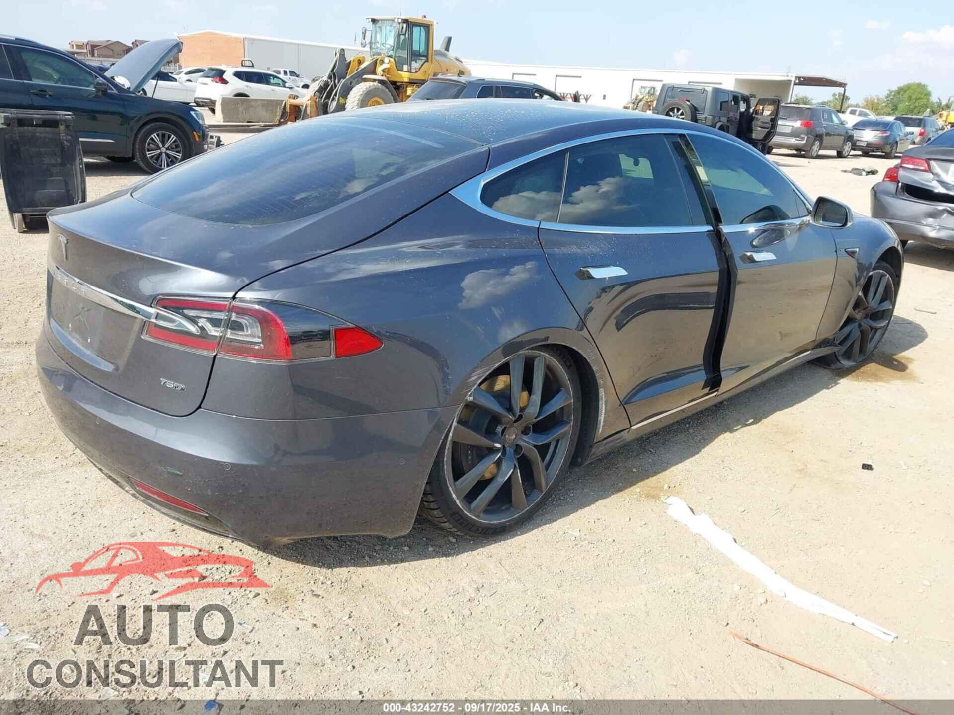 TESLA MODEL S 2018 - 5YJSA1E28JF259389