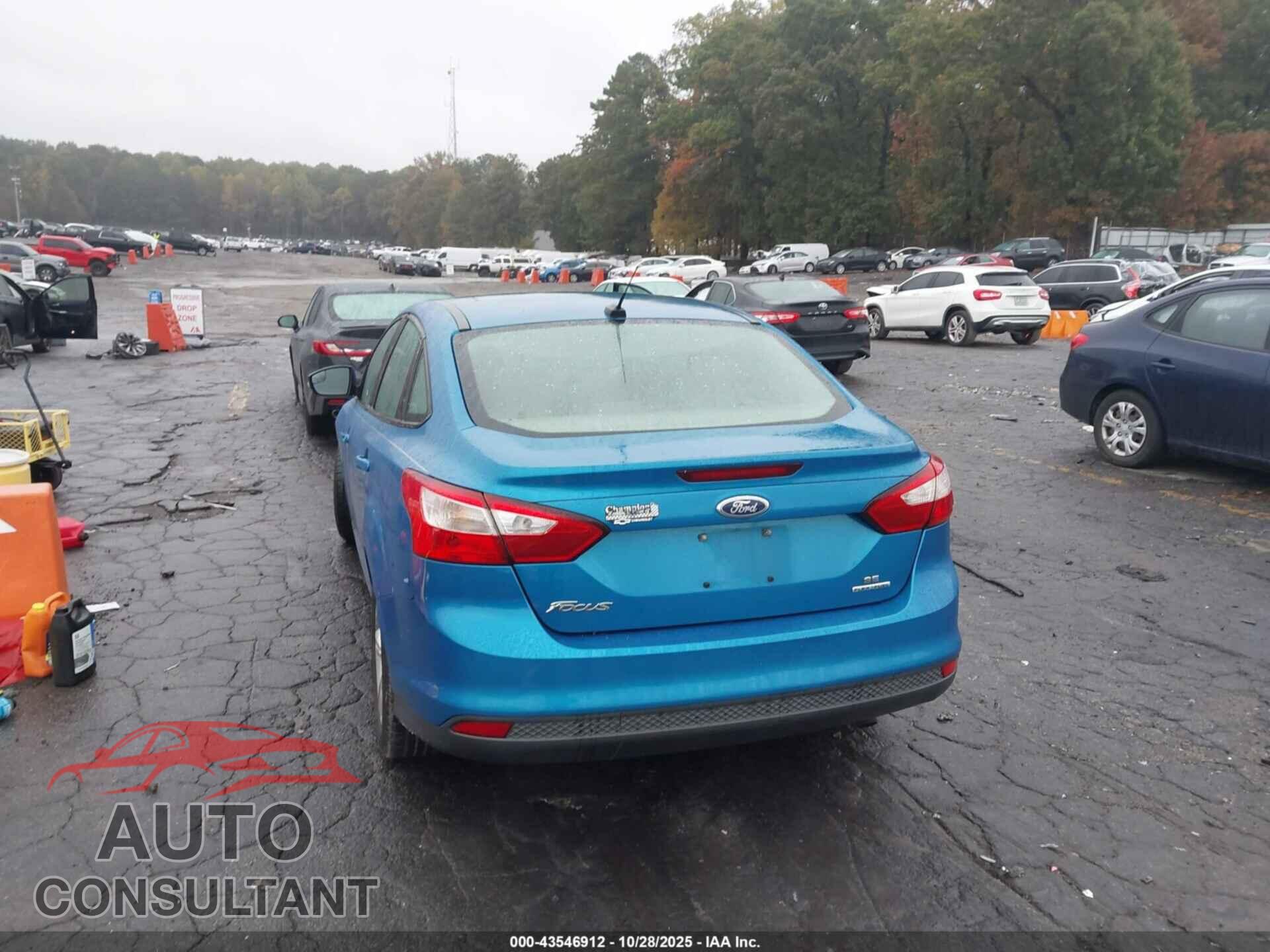 FORD FOCUS 2014 - 1FADP3F22EL338731