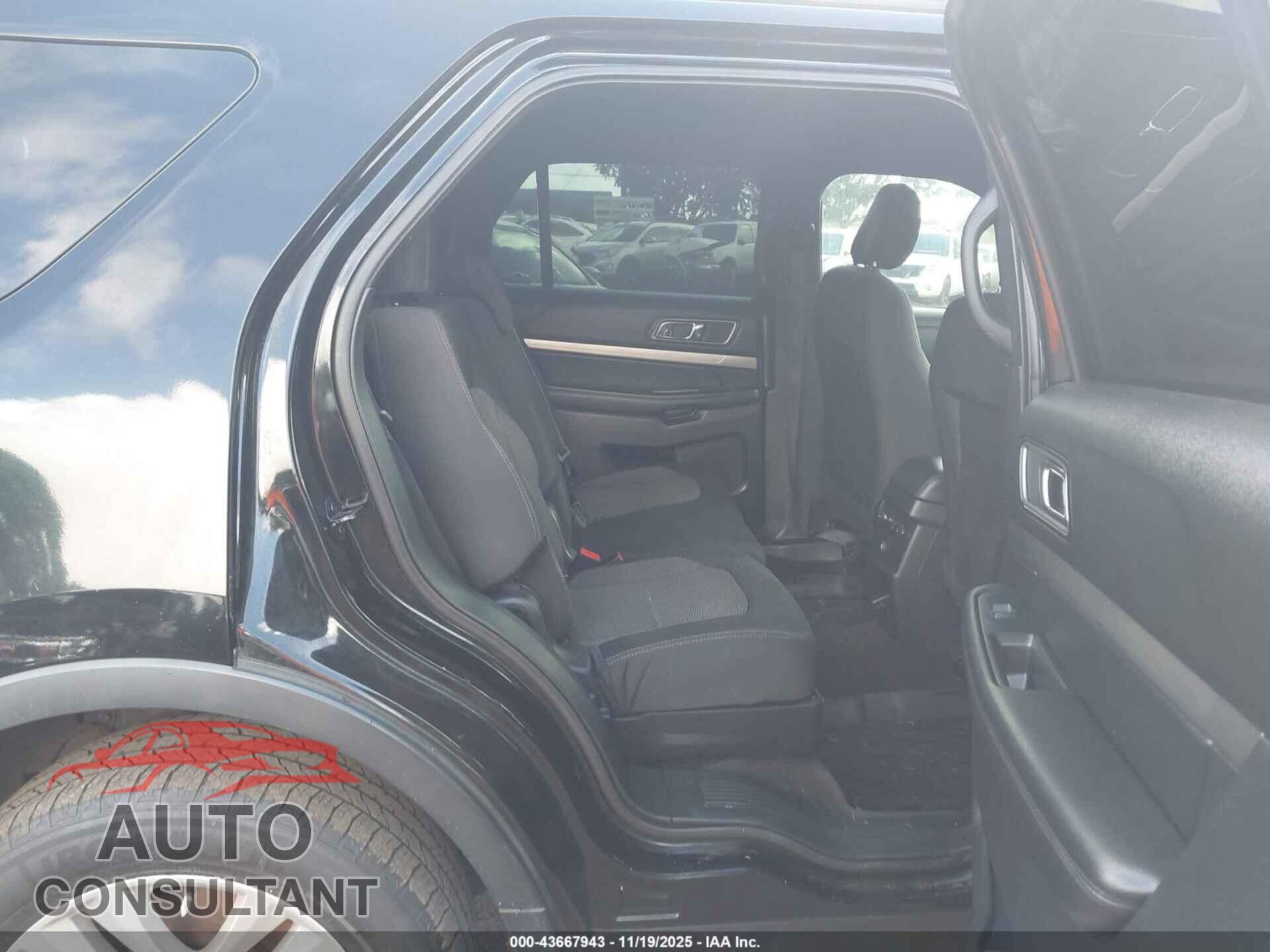 FORD EXPLORER 2018 - 1FM5K7D82JGB10142