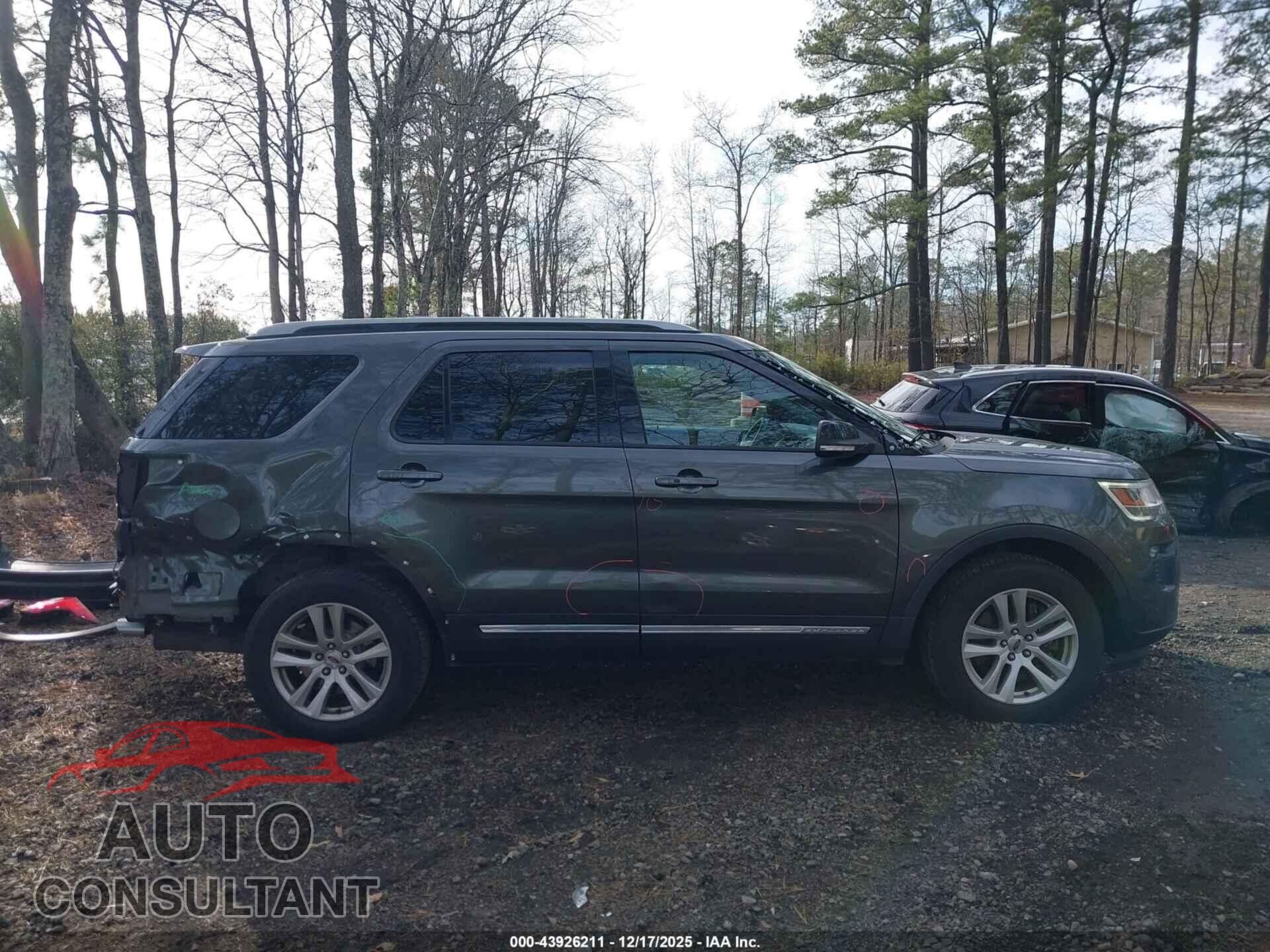 FORD EXPLORER 2018 - 1FM5K8DH3JGB01911