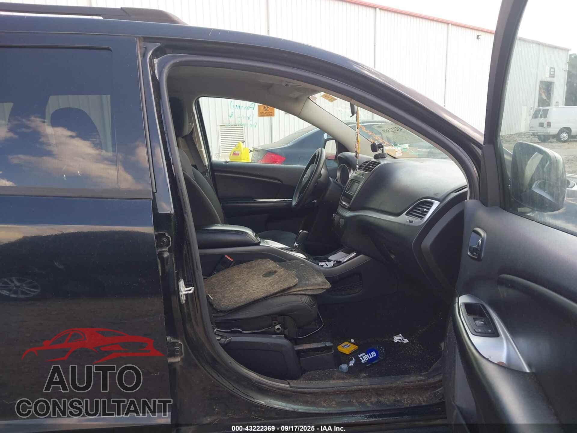 DODGE JOURNEY 2015 - 3C4PDCBG7FT742745