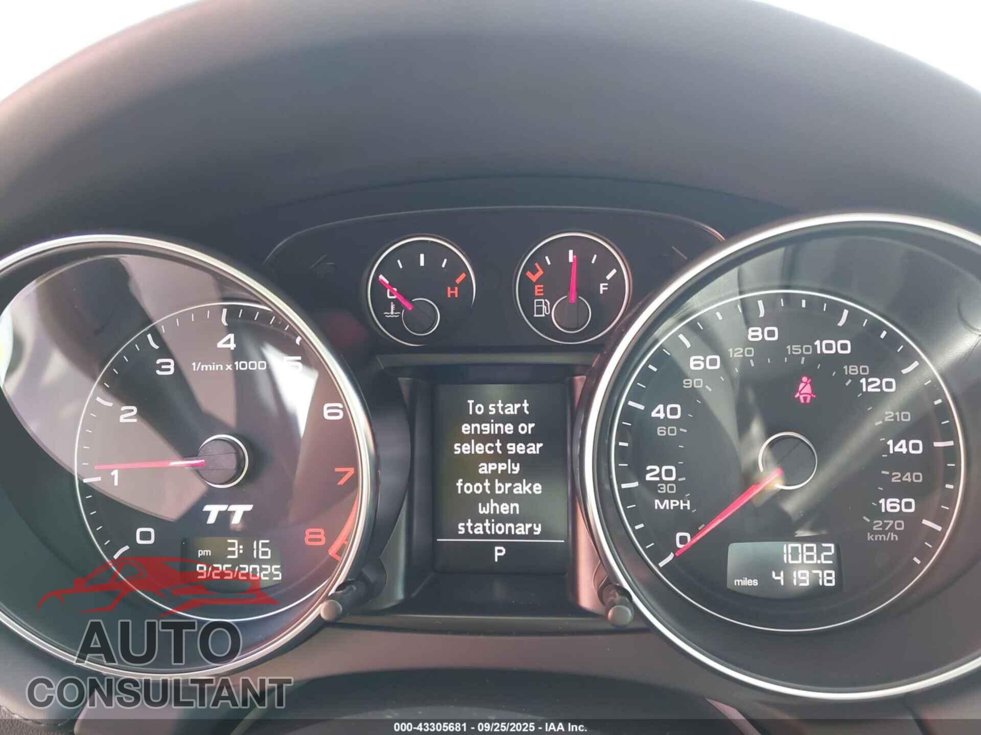AUDI TT 2012 - TRUBFAFK8C1008566