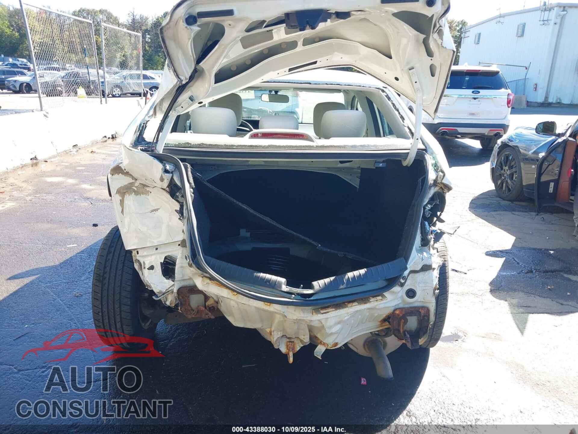 HONDA CIVIC 2012 - 2HGFB2F86CH607664