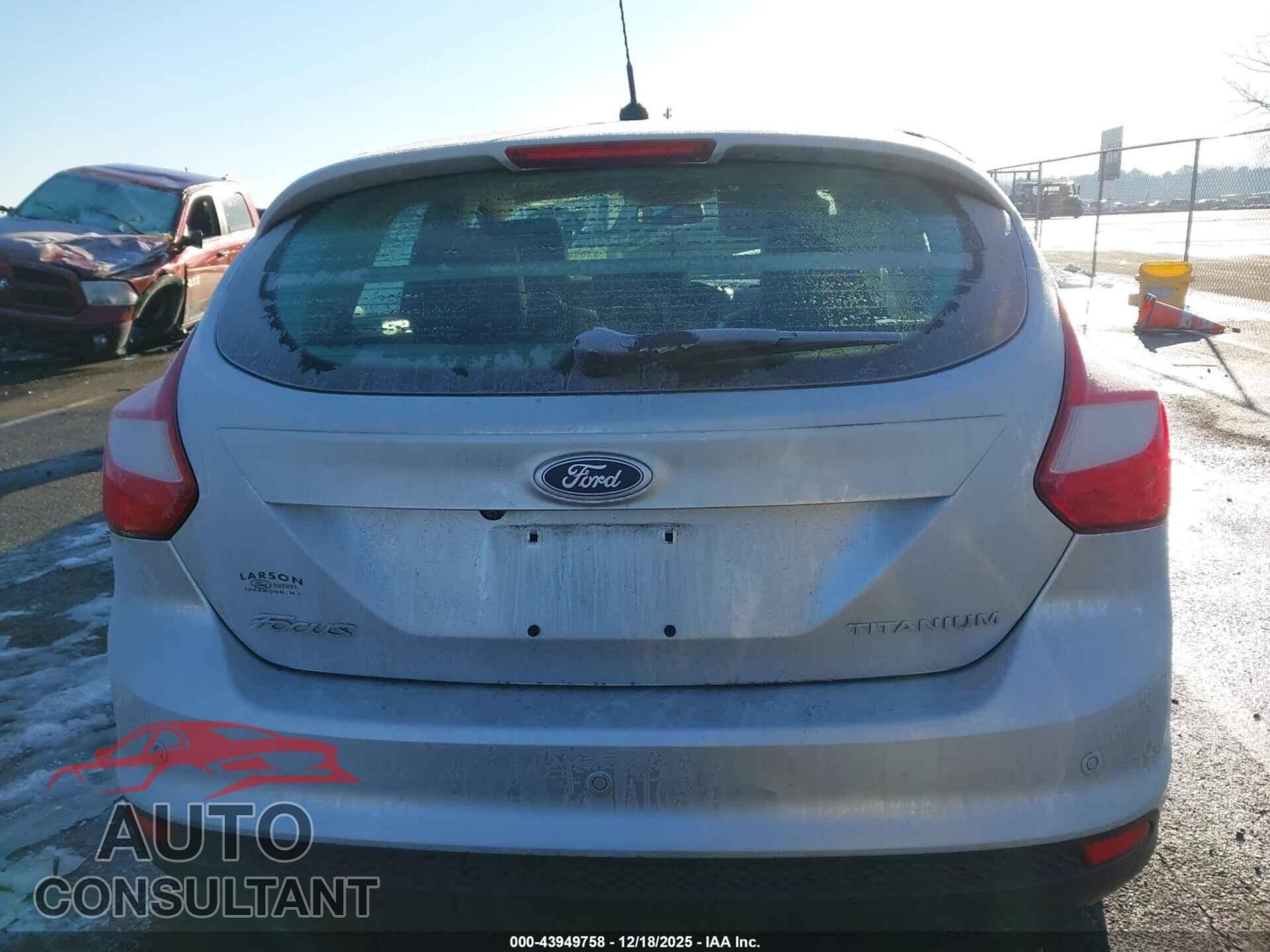 FORD FOCUS 2012 - 1FAHP3N25CL193460