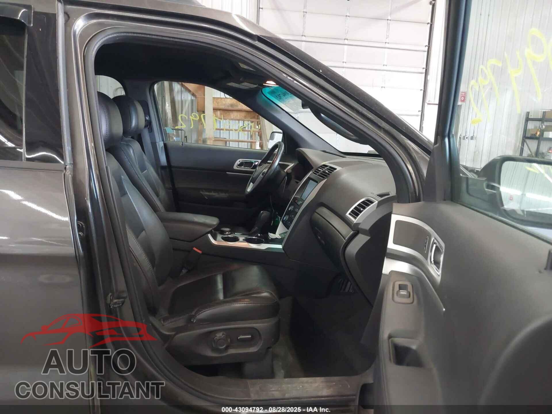 FORD EXPLORER 2015 - 1FM5K8D85FGA12977