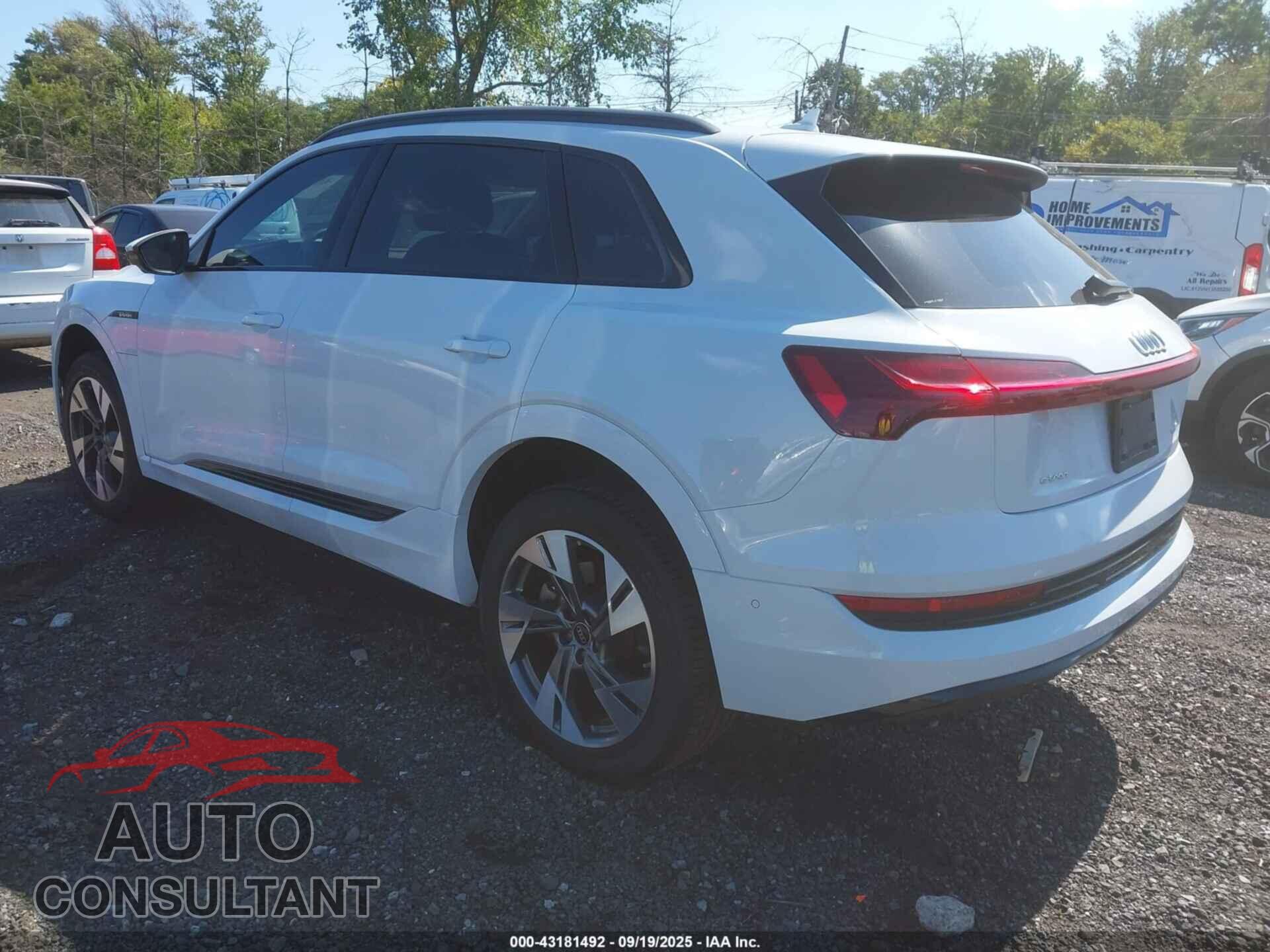 AUDI E-TRON 2022 - WA1AAAGE0NB042425