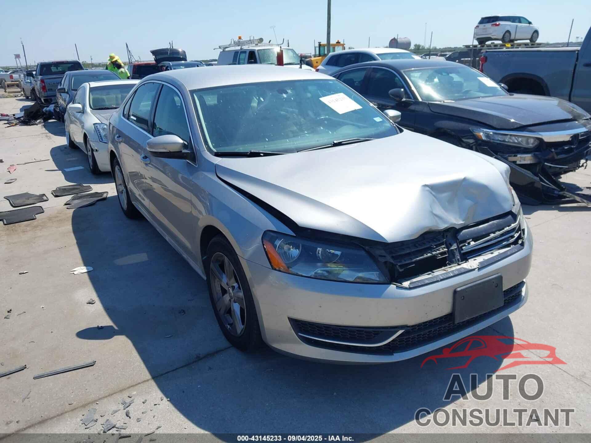 VOLKSWAGEN PASSAT 2013 - 1VWBP7A36DC068732
