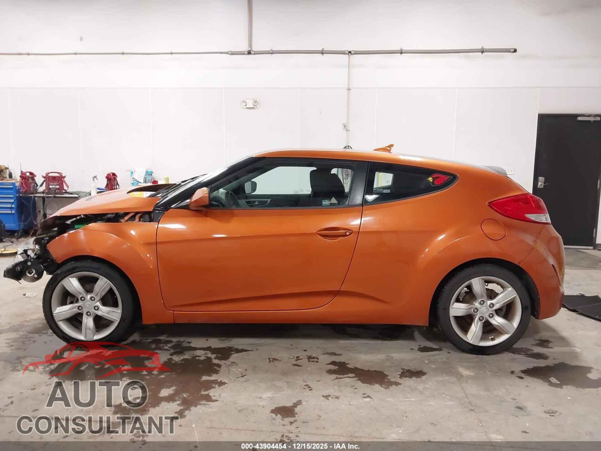 HYUNDAI VELOSTER 2013 - KMHTC6AD0DU095498