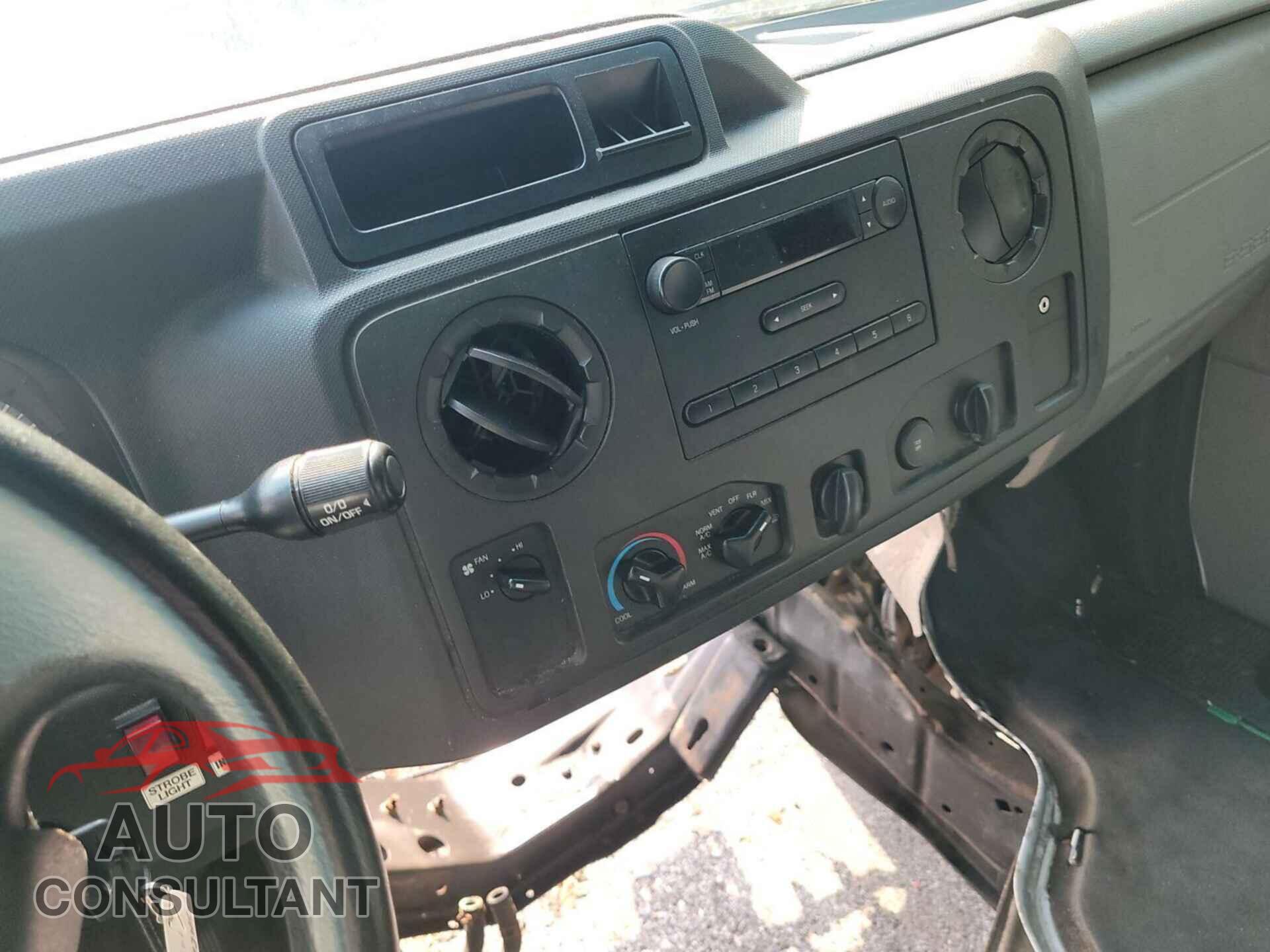 FORD ECONOLINE 2013 - 1FTNE2EL9DDB26376