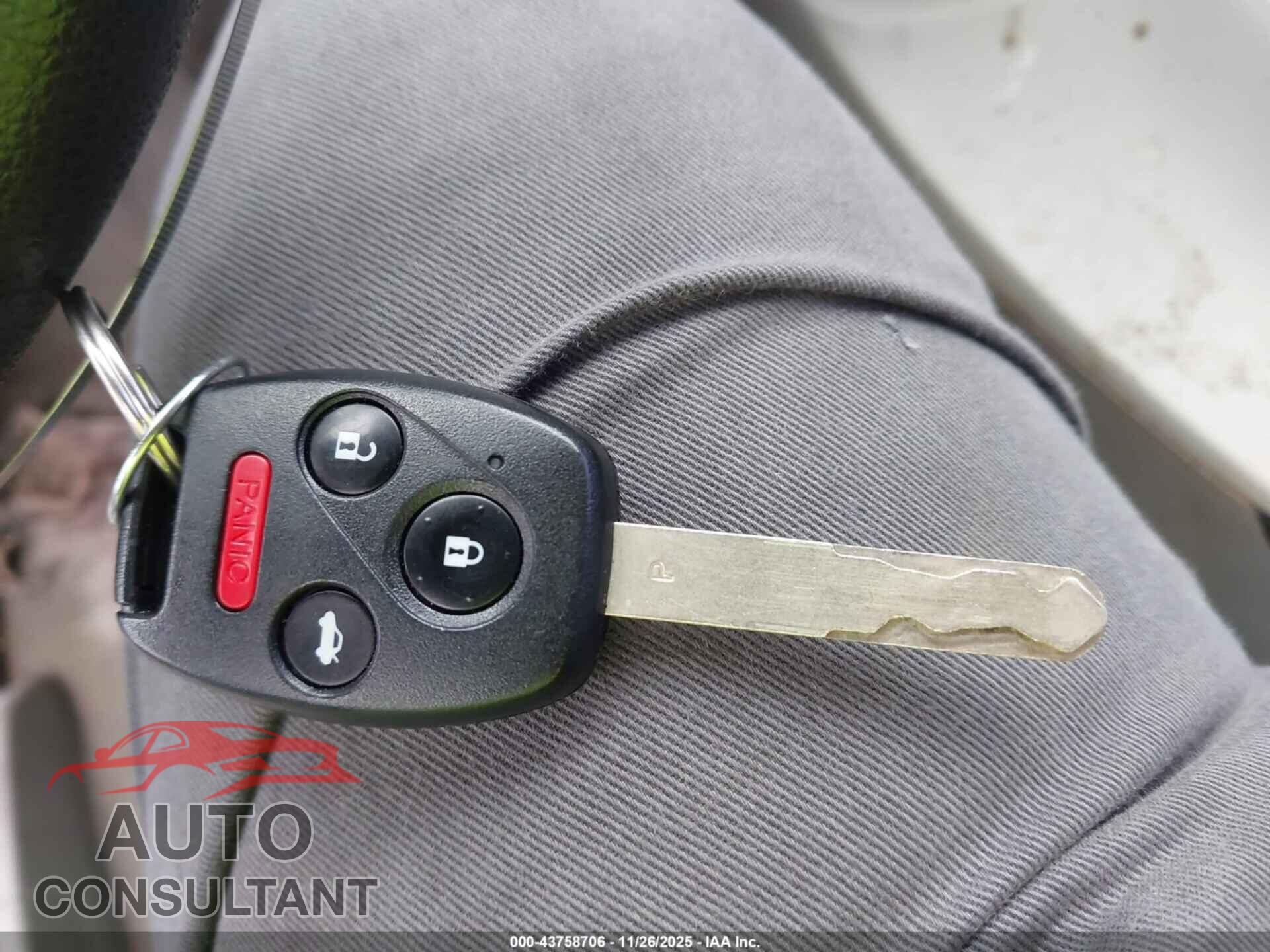 HONDA CIVIC 2012 - 19XFB2F58CE090643