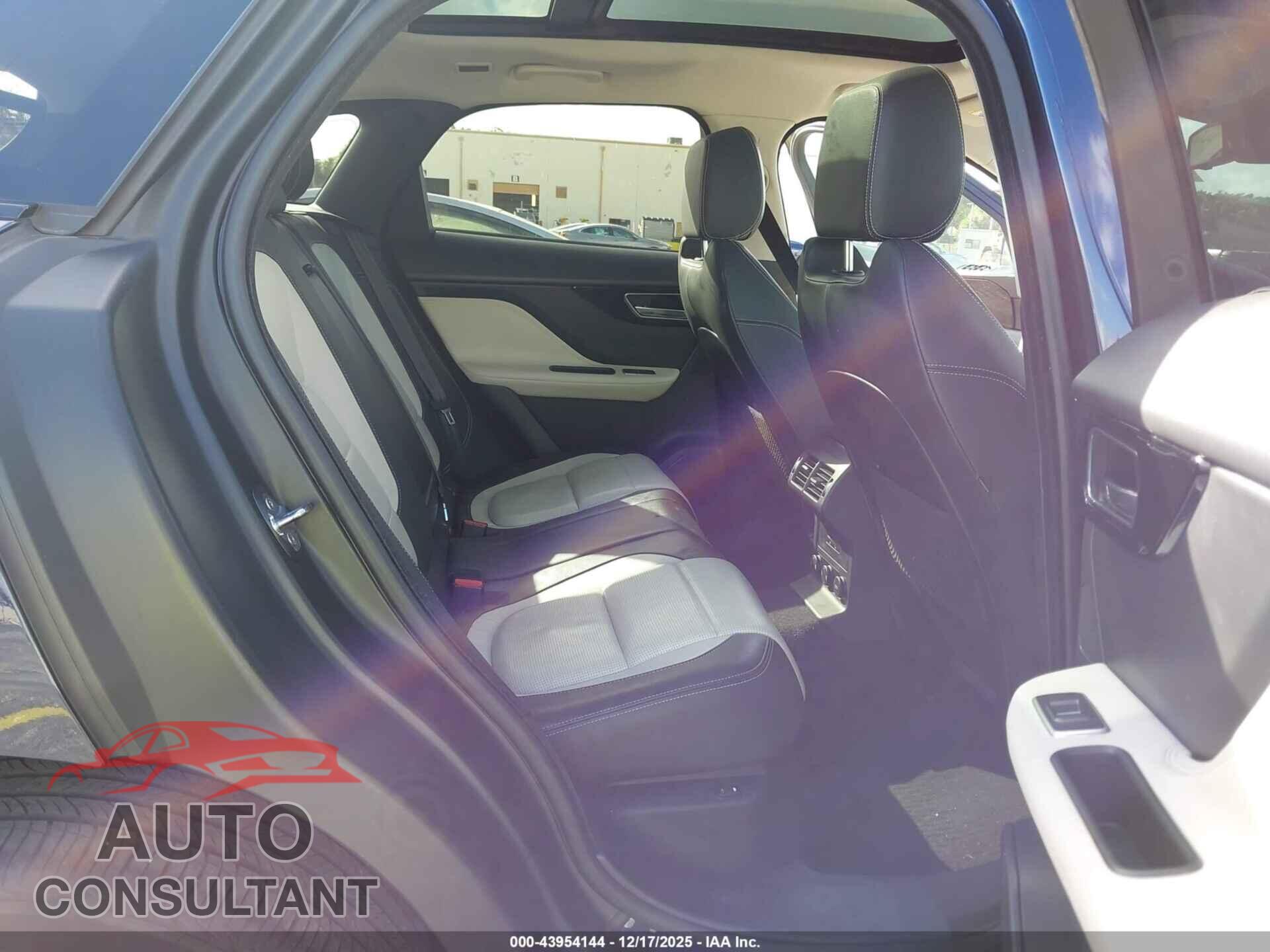 JAGUAR F-PACE 2017 - SADCL2BV3HA895602