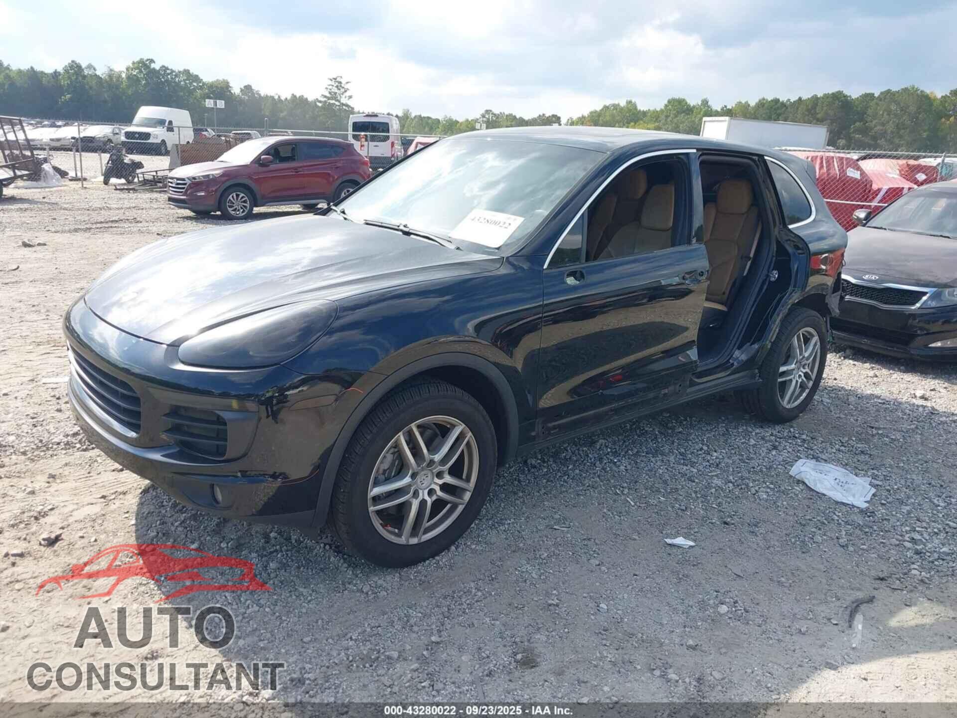 PORSCHE CAYENNE 2016 - WP1AA2A29GKA36246