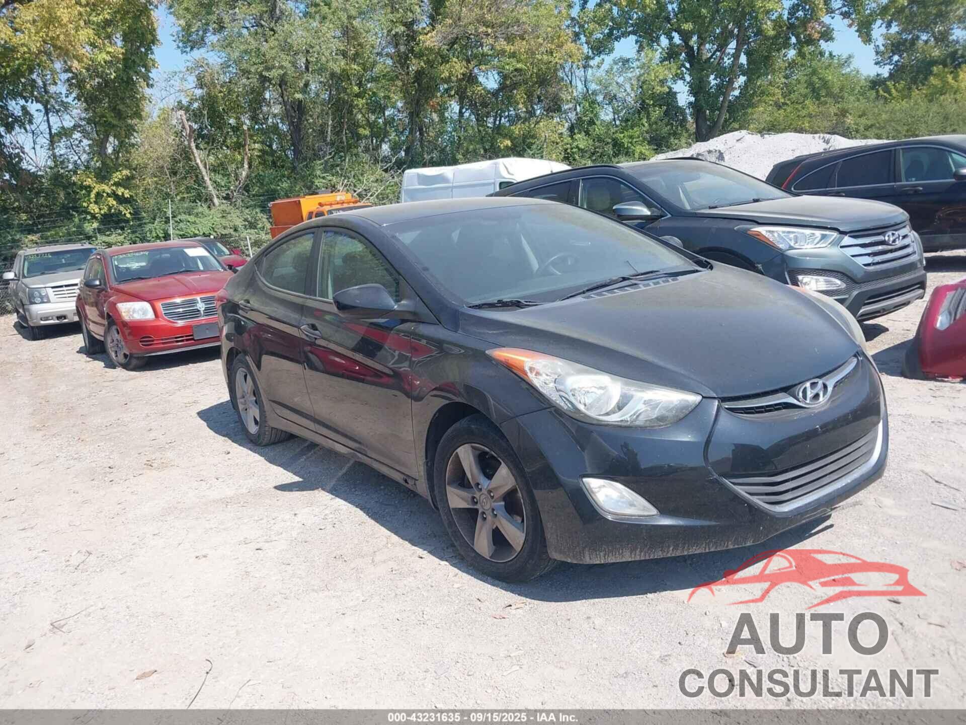 HYUNDAI ELANTRA 2012 - 5NPDH4AE2CH124838