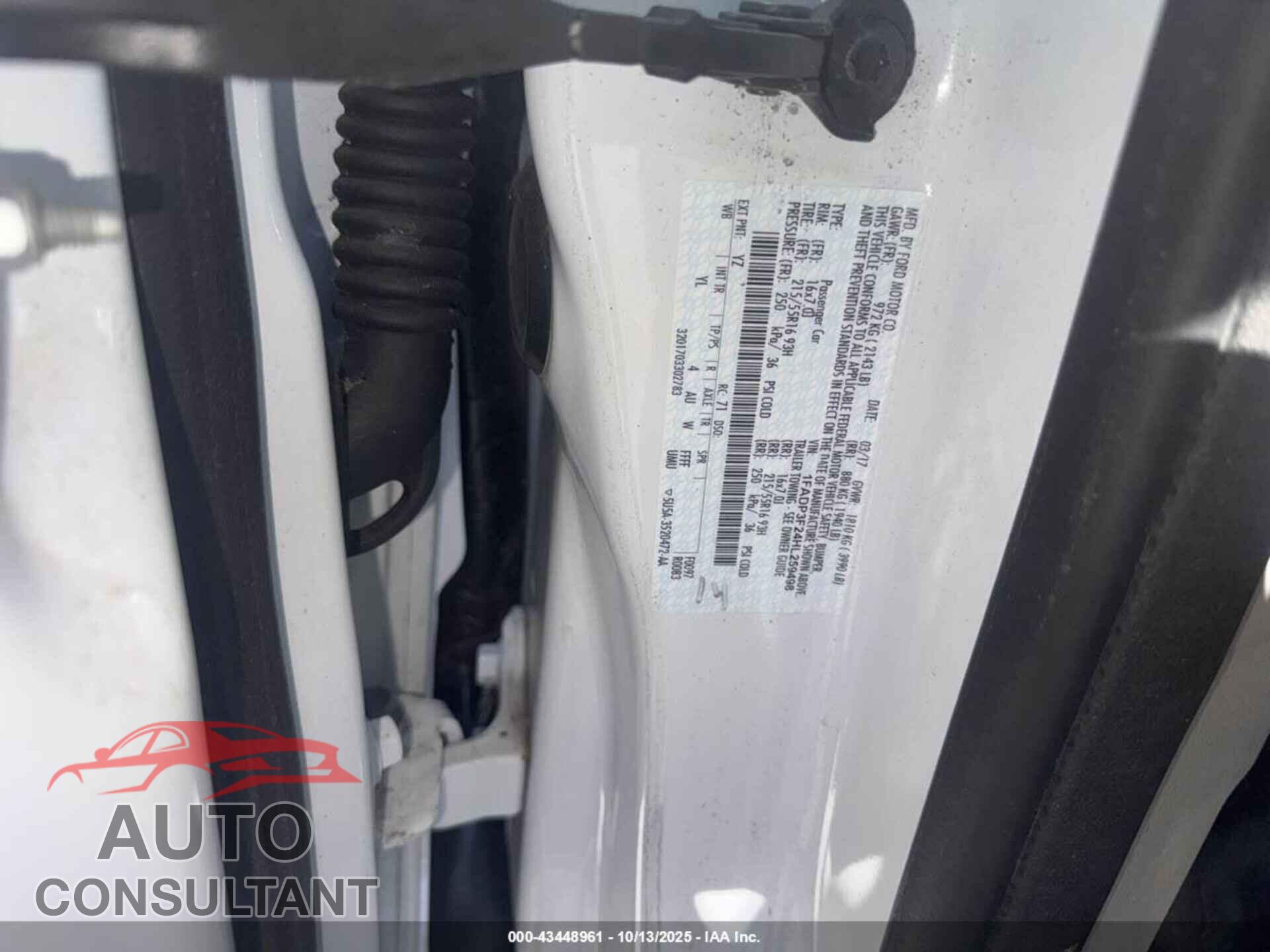 FORD FOCUS 2017 - 1FADP3F24HL259498