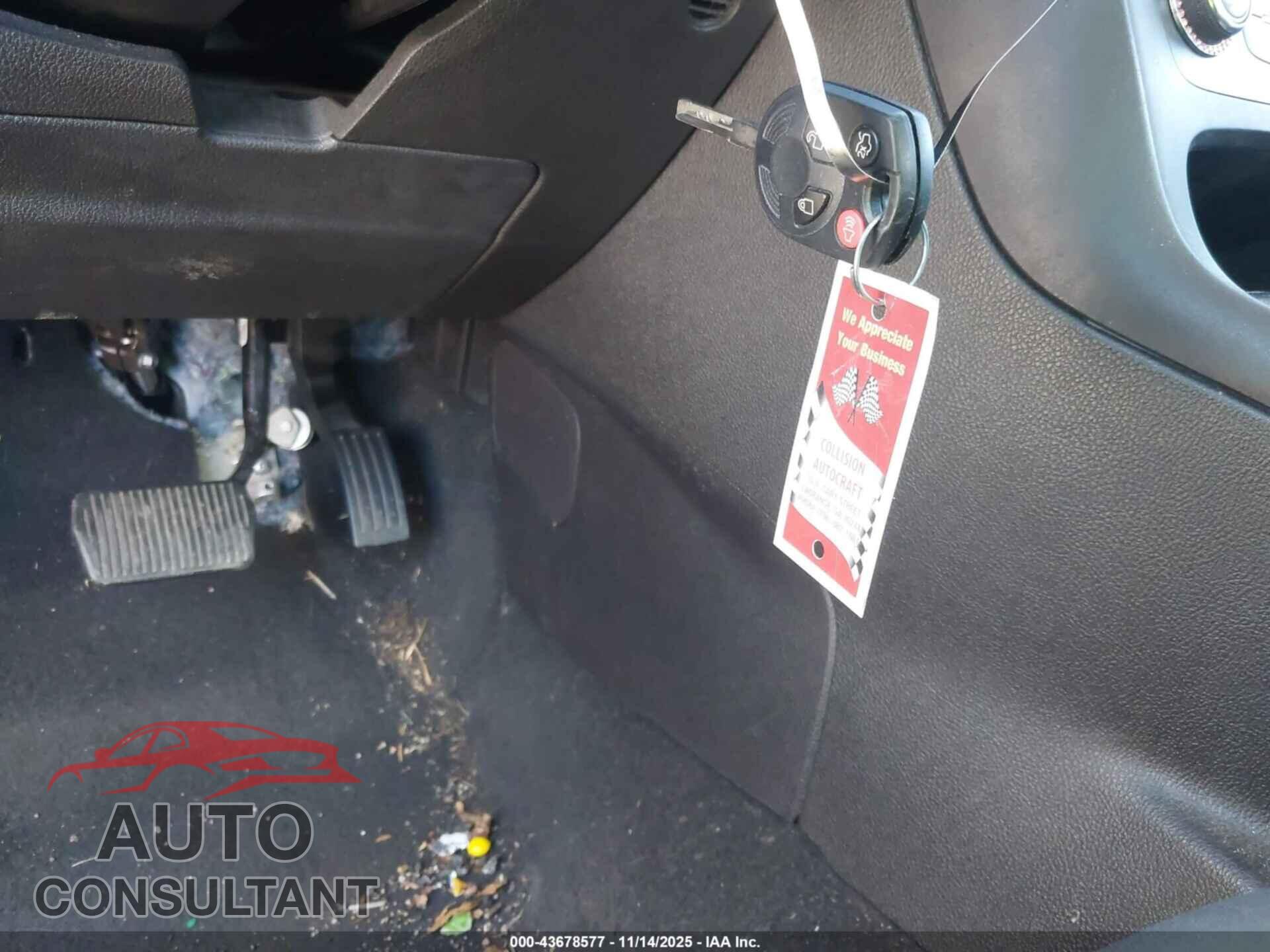 FORD FOCUS 2016 - 1FADP3F22GL292742