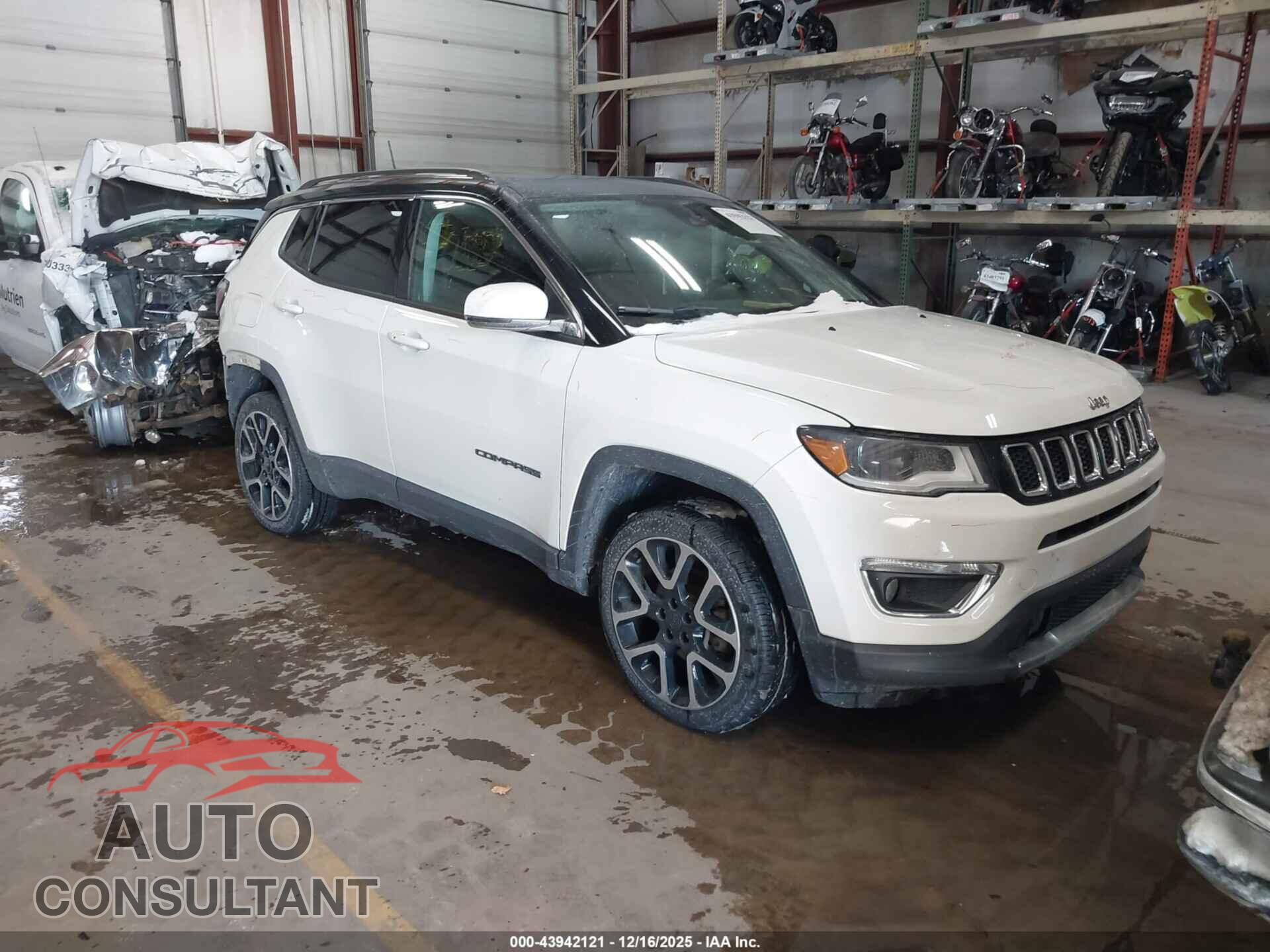 JEEP COMPASS 2018 - 3C4NJDCB1JT113273