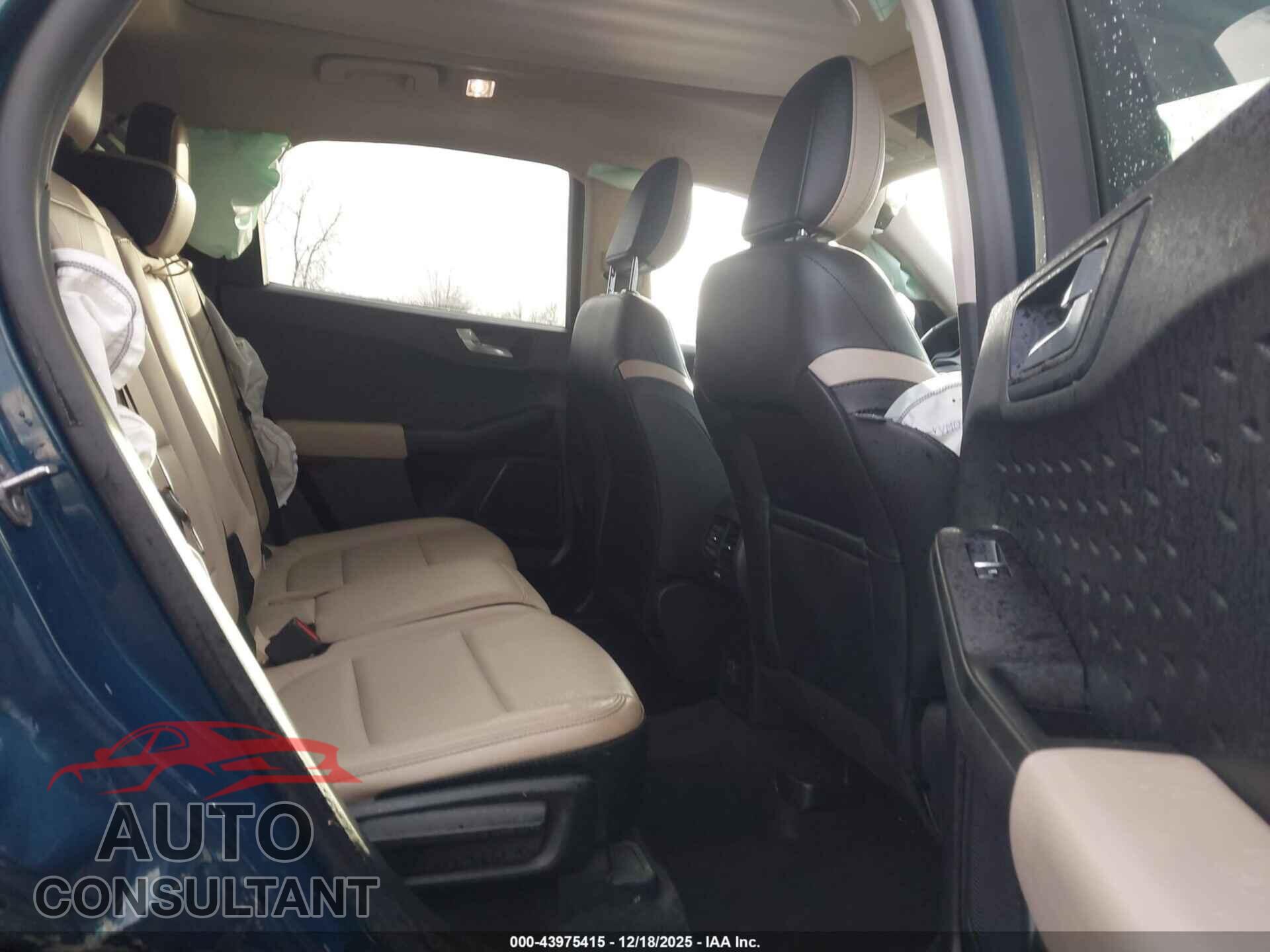 FORD ESCAPE 2020 - 1FMCU9H62LUA97208