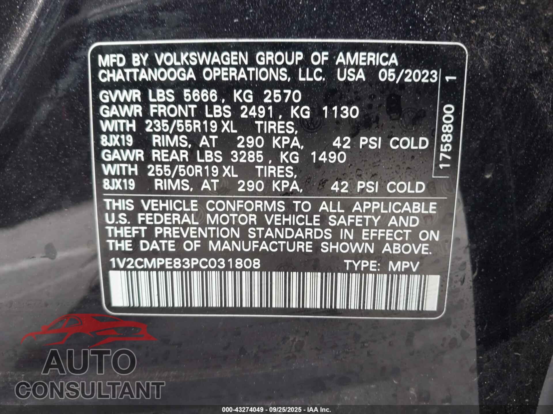 VOLKSWAGEN ID.4 2023 - 1V2CMPE83PC031808
