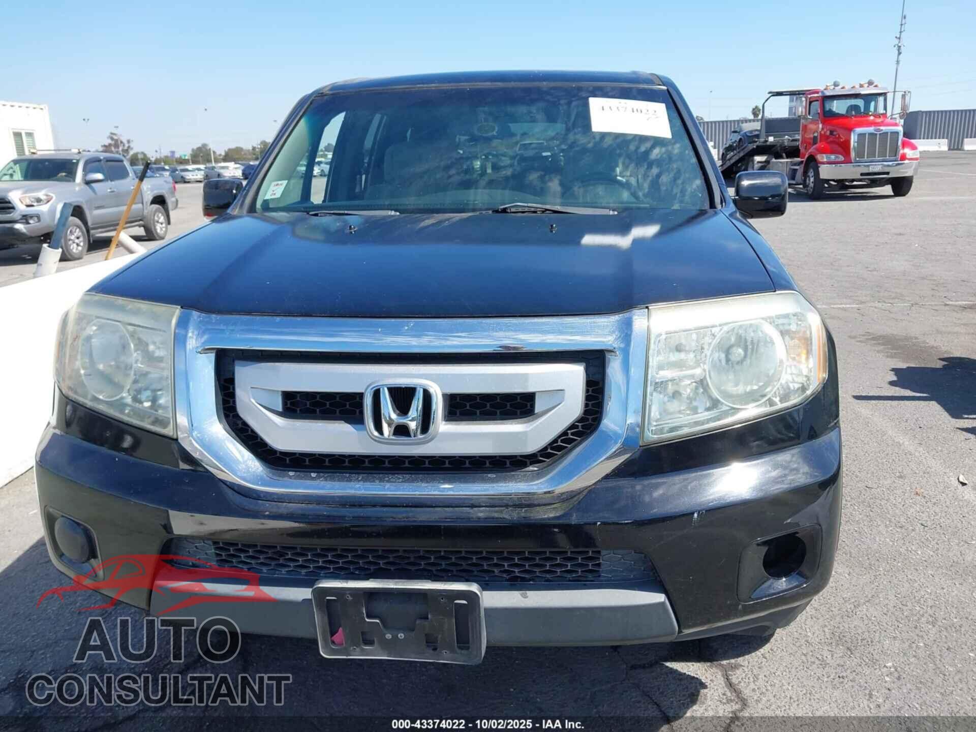 HONDA PILOT 2011 - 5FNYF3H20BB008550