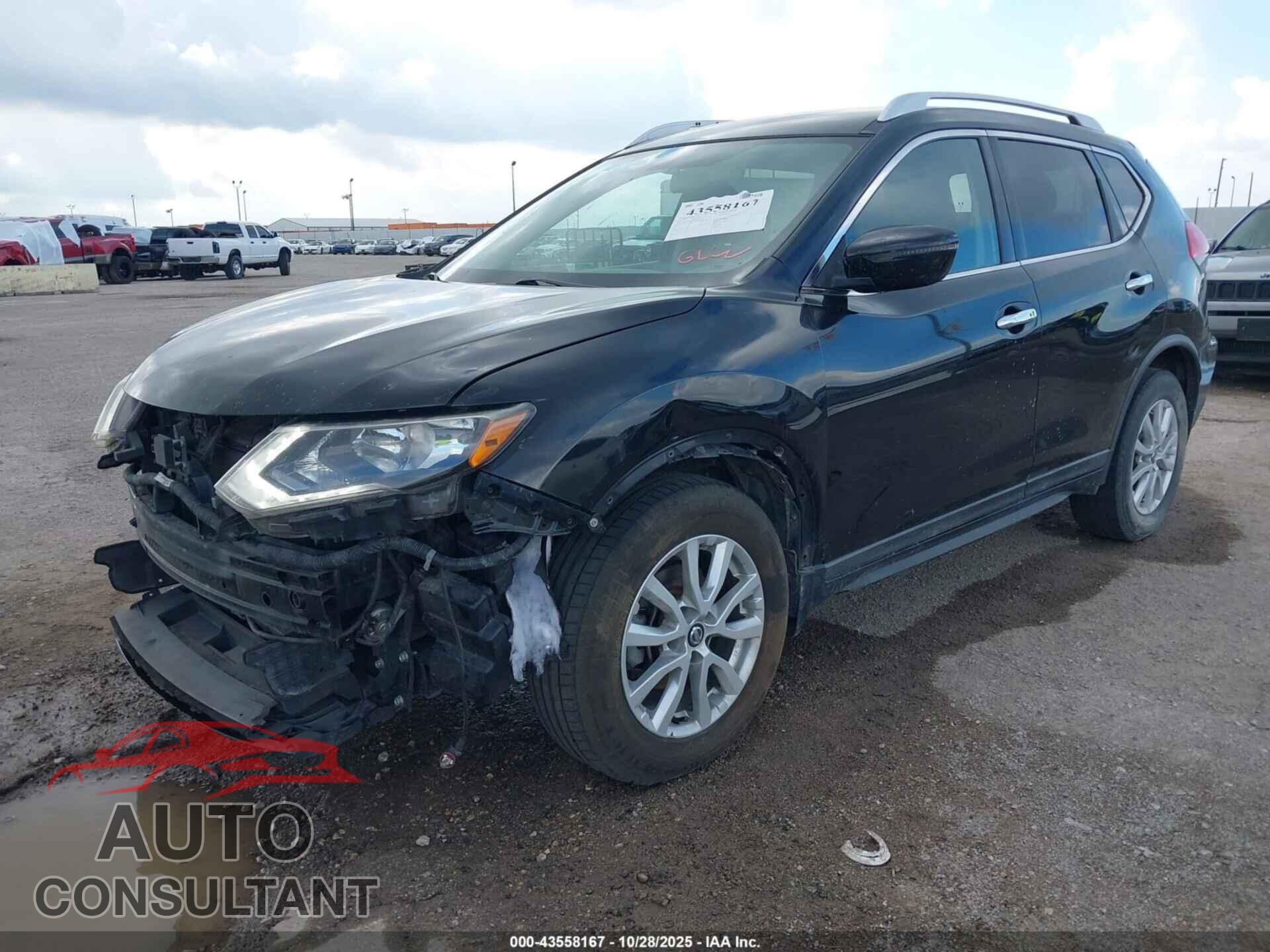 NISSAN ROGUE 2017 - KNMAT2MT4HP598687