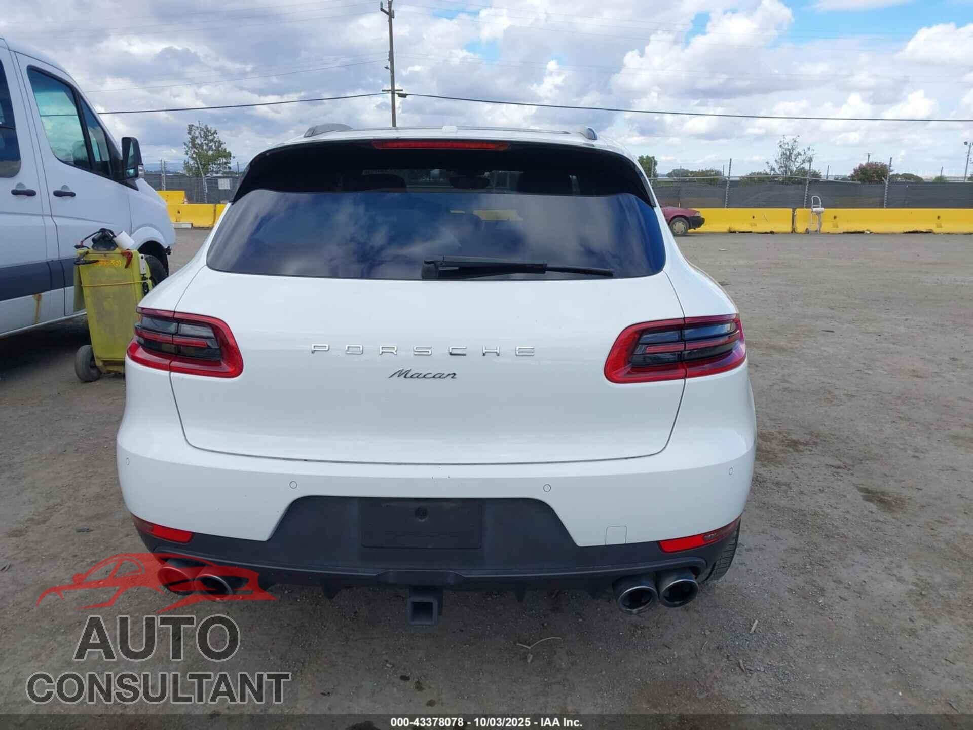PORSCHE MACAN 2018 - WP1AA2A57JLB17841