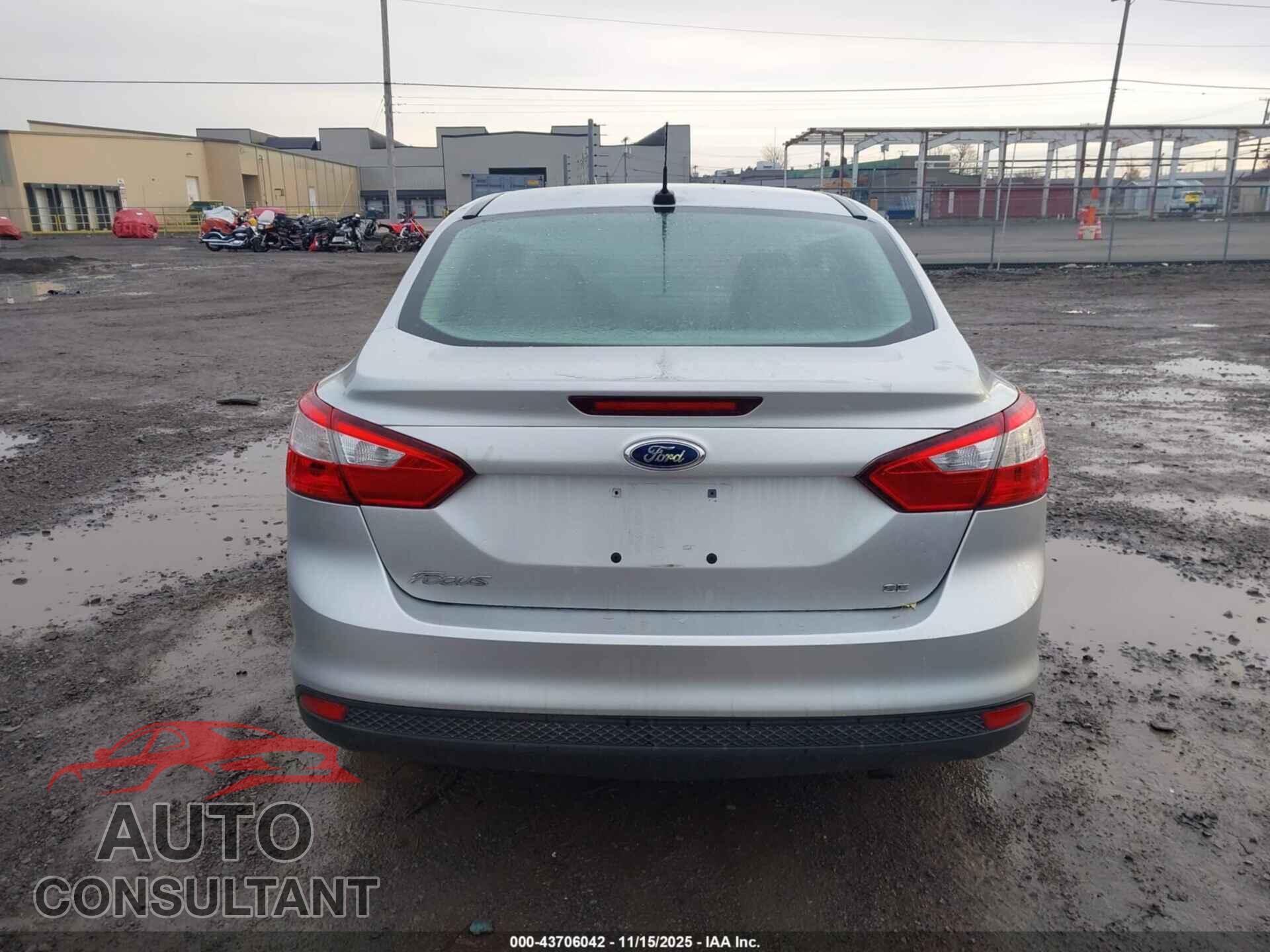 FORD FOCUS 2014 - 1FADP3F21EL171567
