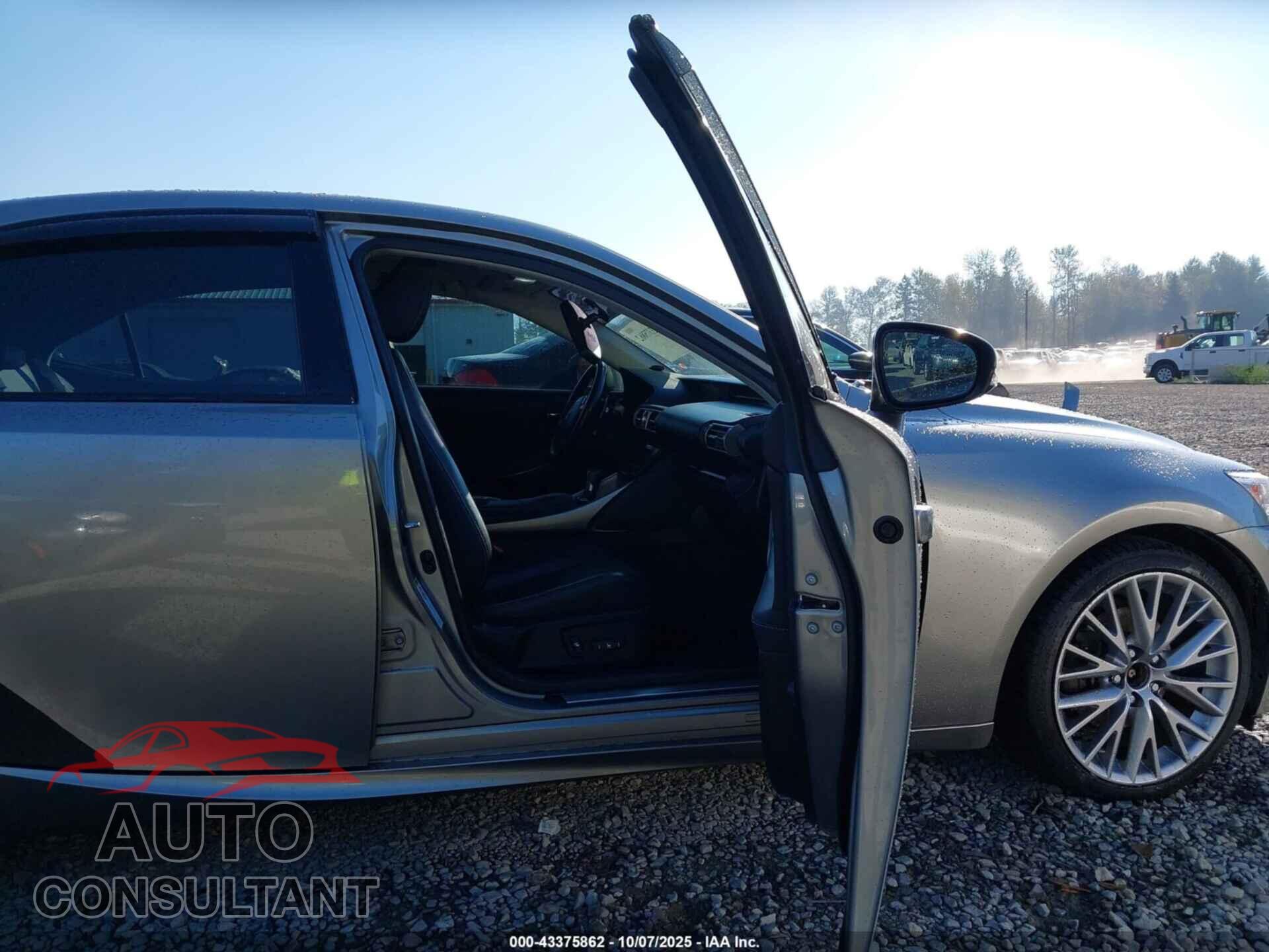 LEXUS IS 250 2014 - JTHCF1D26E5000896