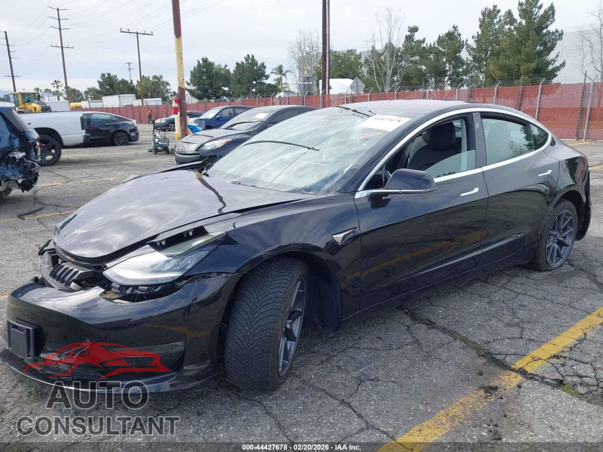 TESLA MODEL 3 2018 - 5YJ3E1EA5JF089198