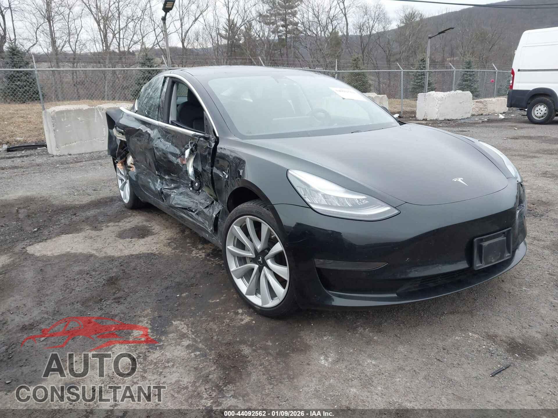 TESLA MODEL 3 2020 - 5YJ3E1EA4LF792925
