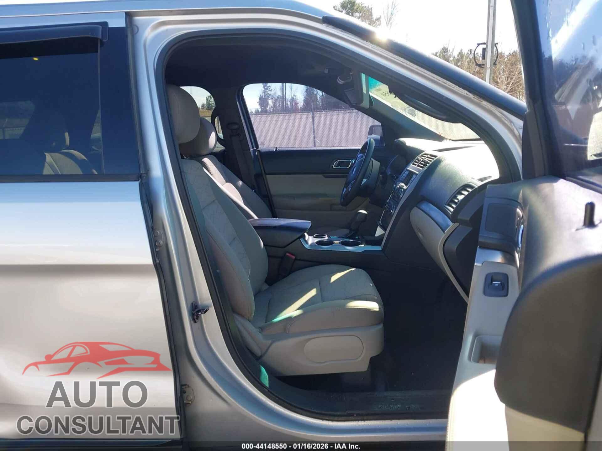 FORD EXPLORER 2015 - 1FM5K7B81FGA15713