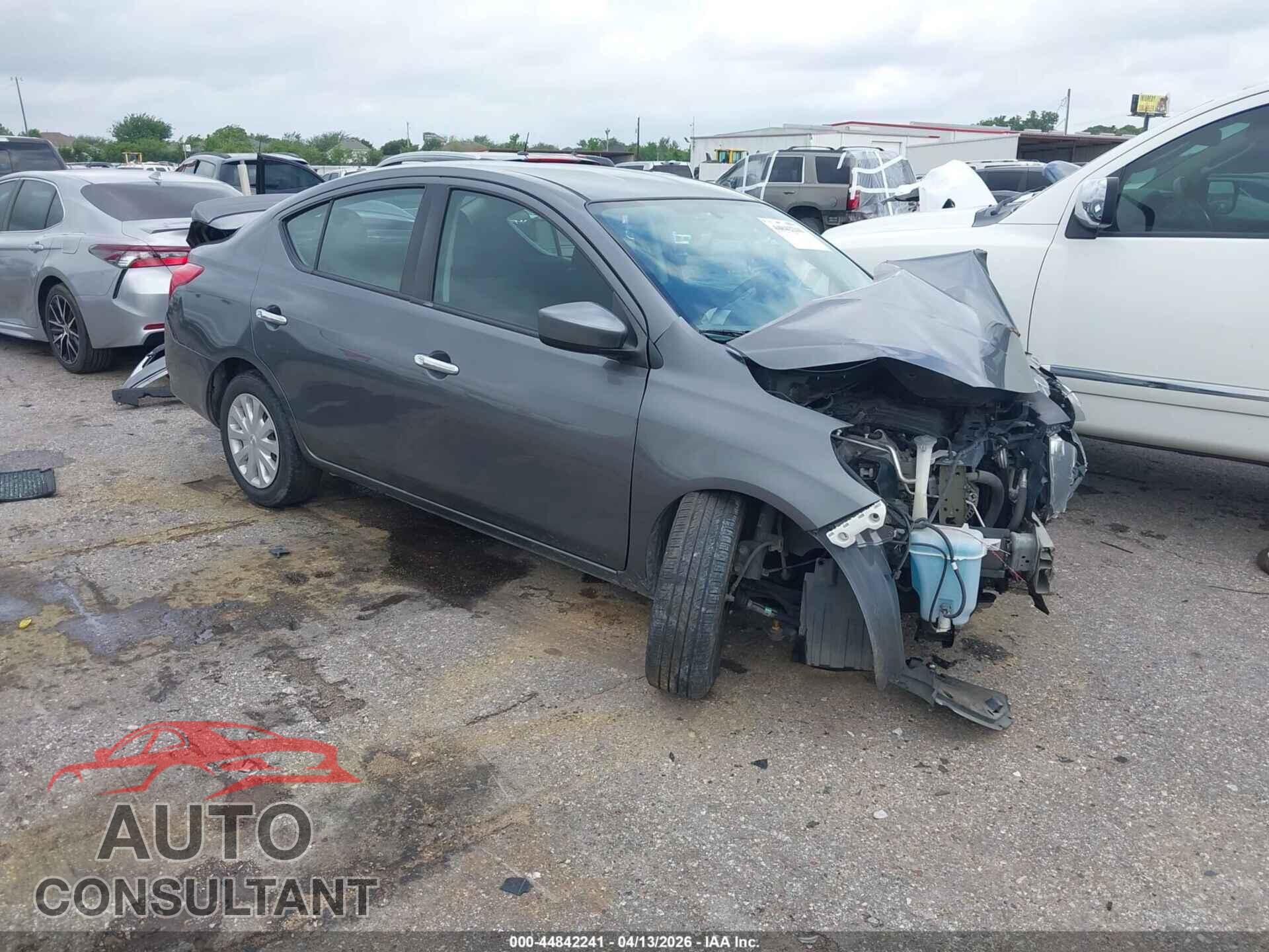 NISSAN VERSA 2017 - 3N1CN7AP3HL877280