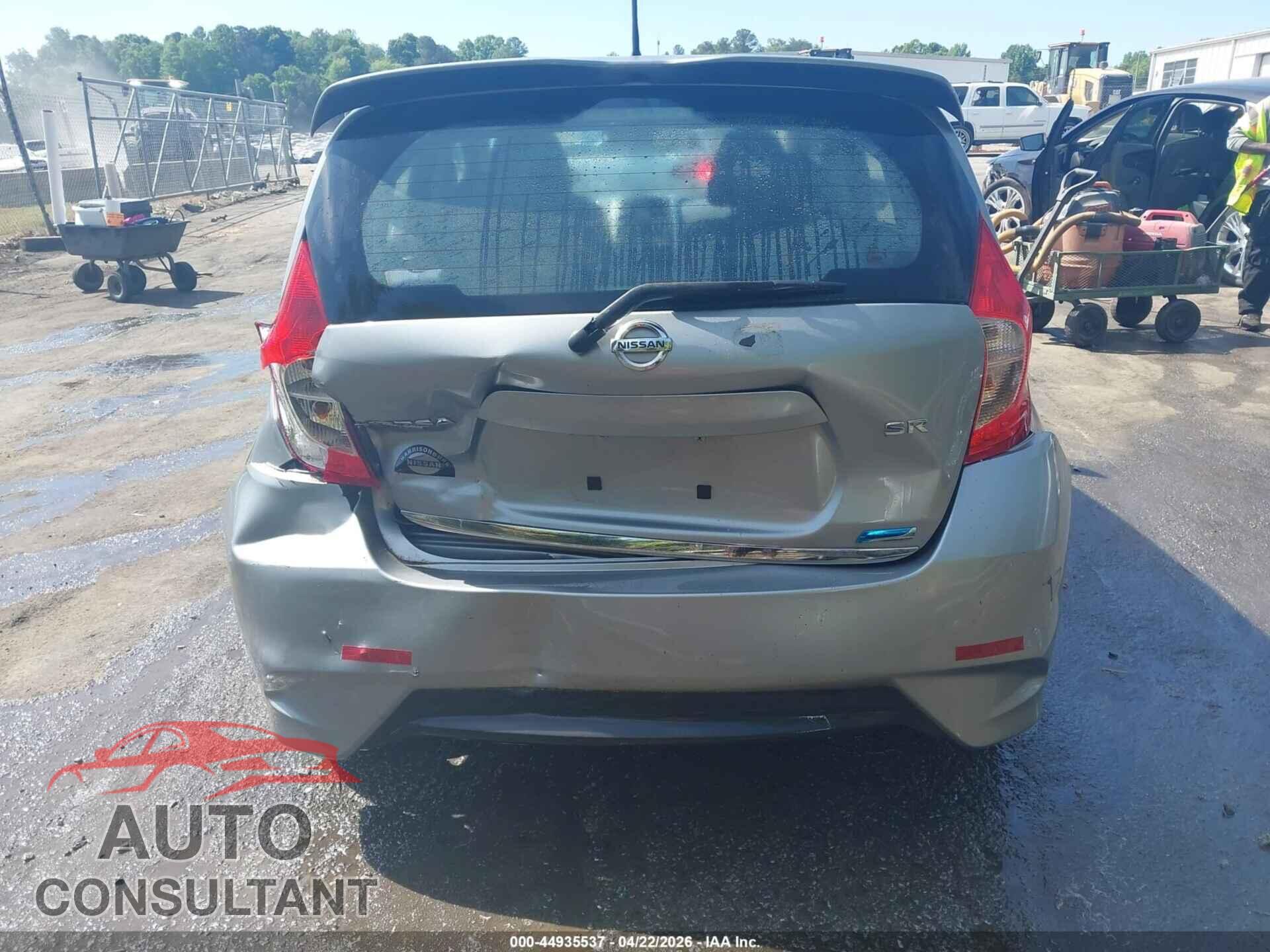NISSAN VERSA NOTE 2015 - 3N1CE2CP9FL396236