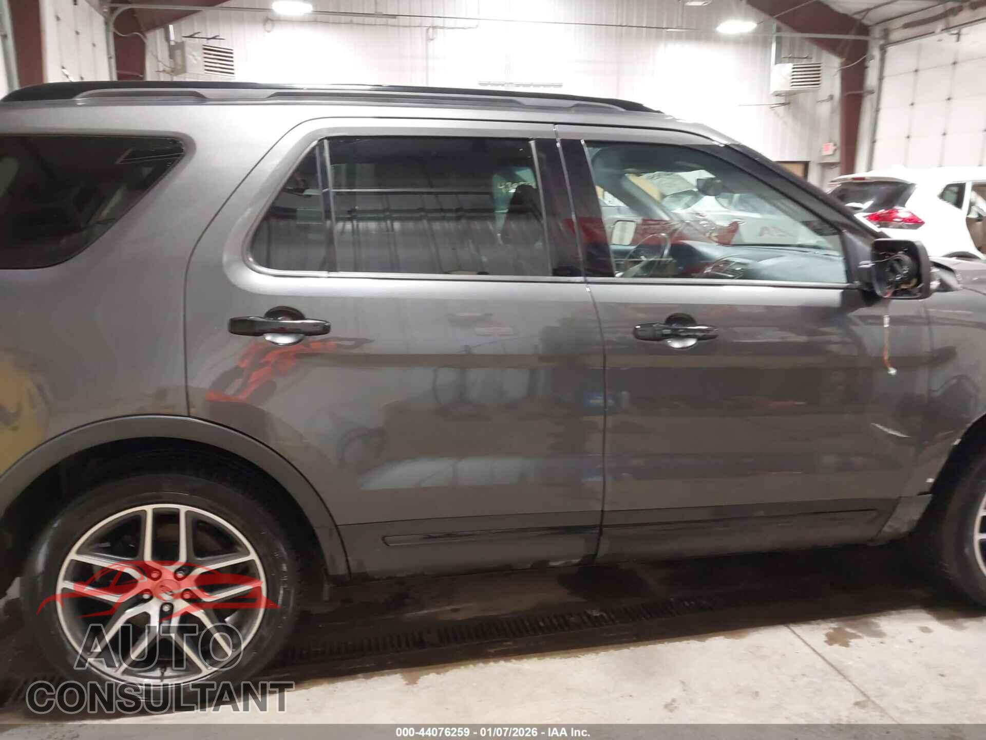 FORD EXPLORER 2018 - 1FM5K8GT5JGB37499