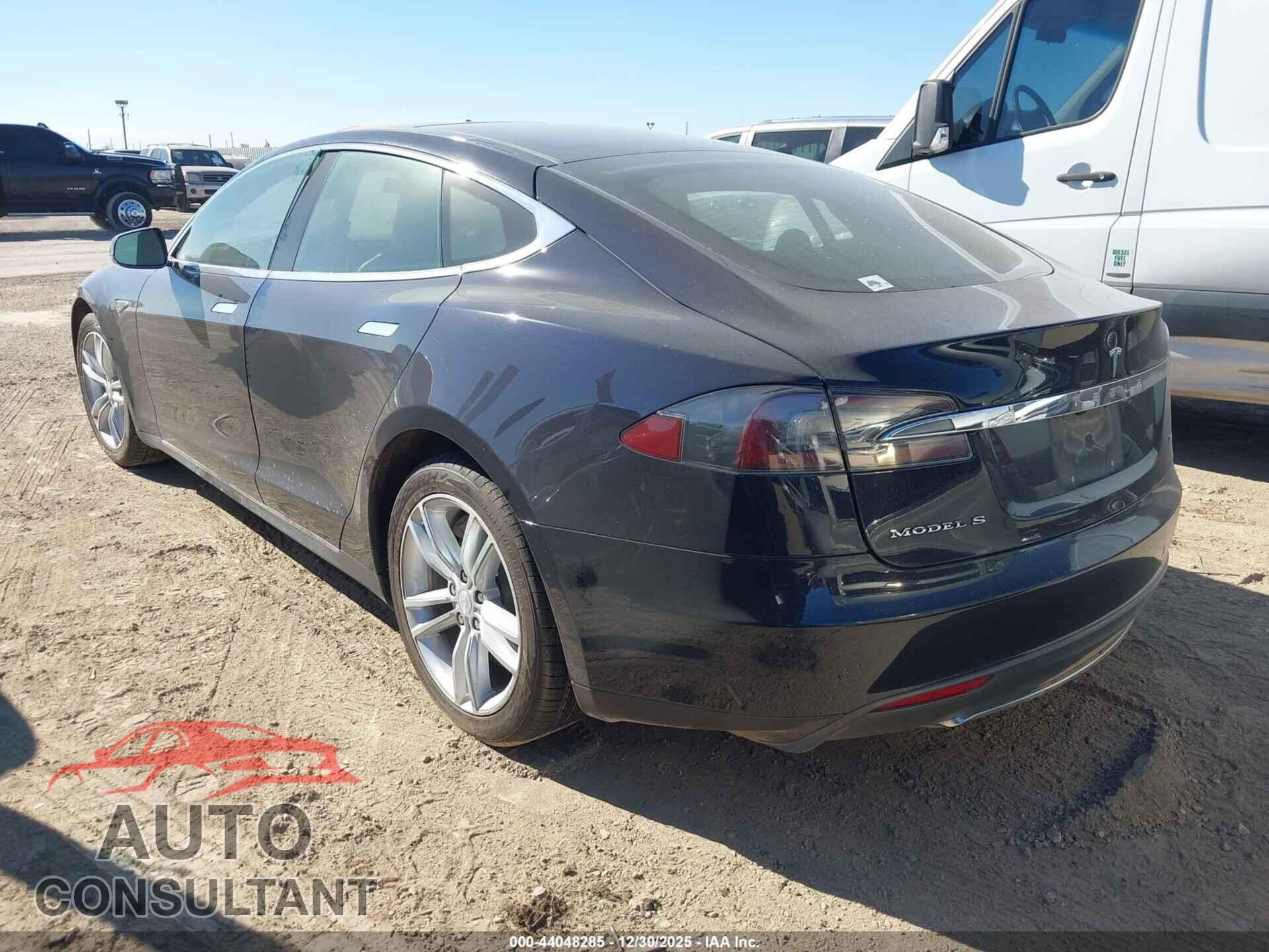 TESLA MODEL S 2012 - 5YJSA1CN8CFP02236