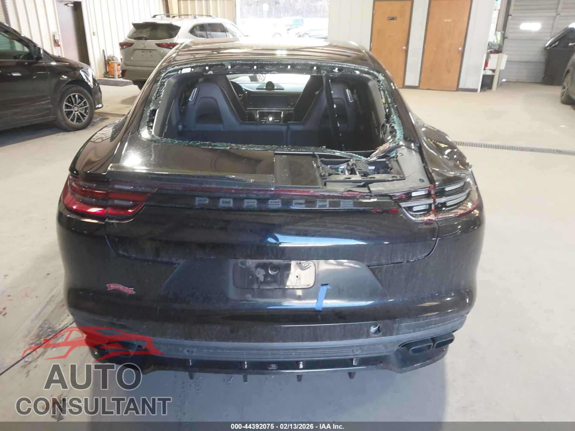 PORSCHE PANAMERA 2017 - WP0AF2A73HL150785